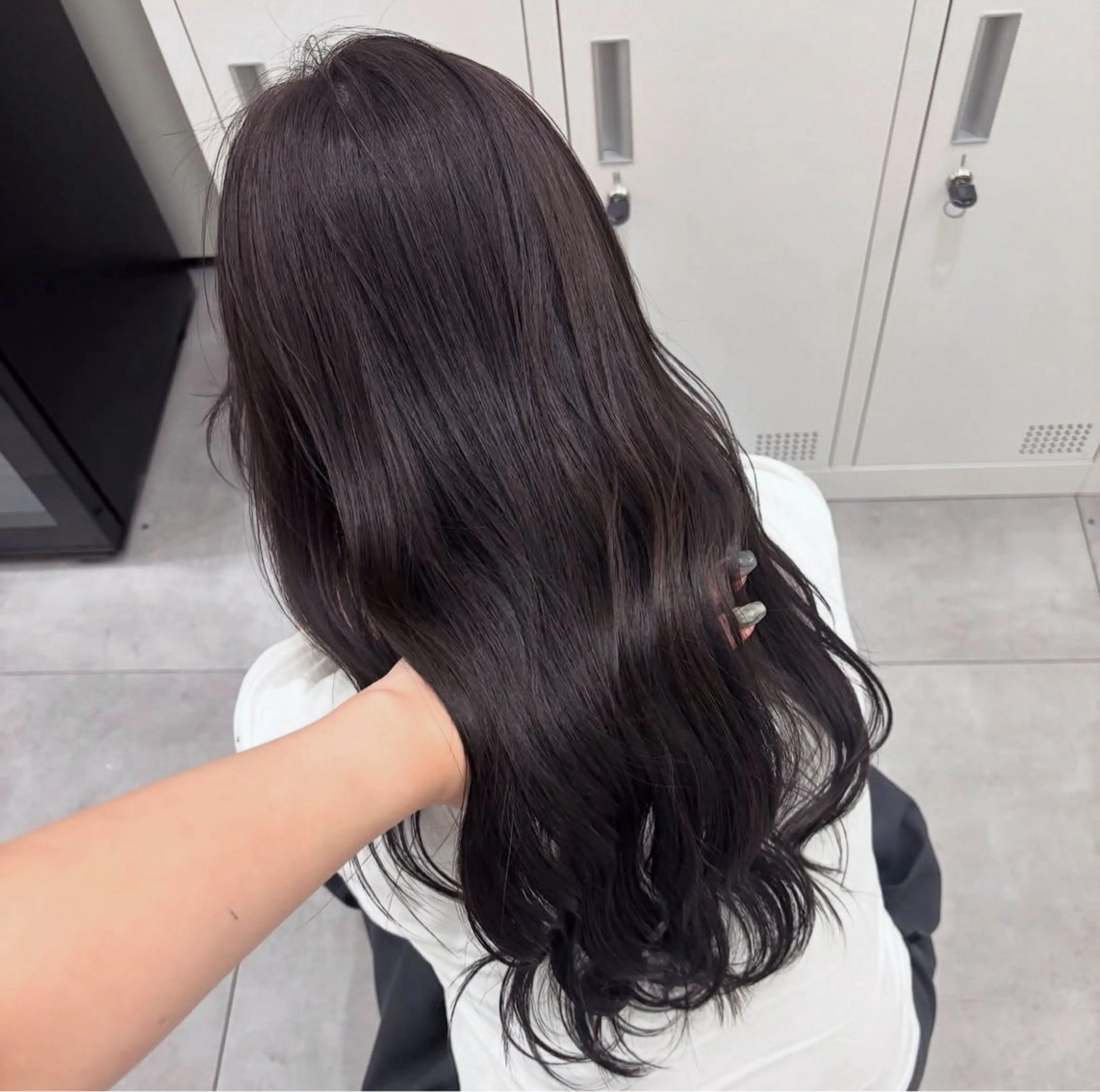 ロング カラー カット ヘアカラー トリートメント グレージュ🐰透明感 カラー🫧akihoのヘアスタイル