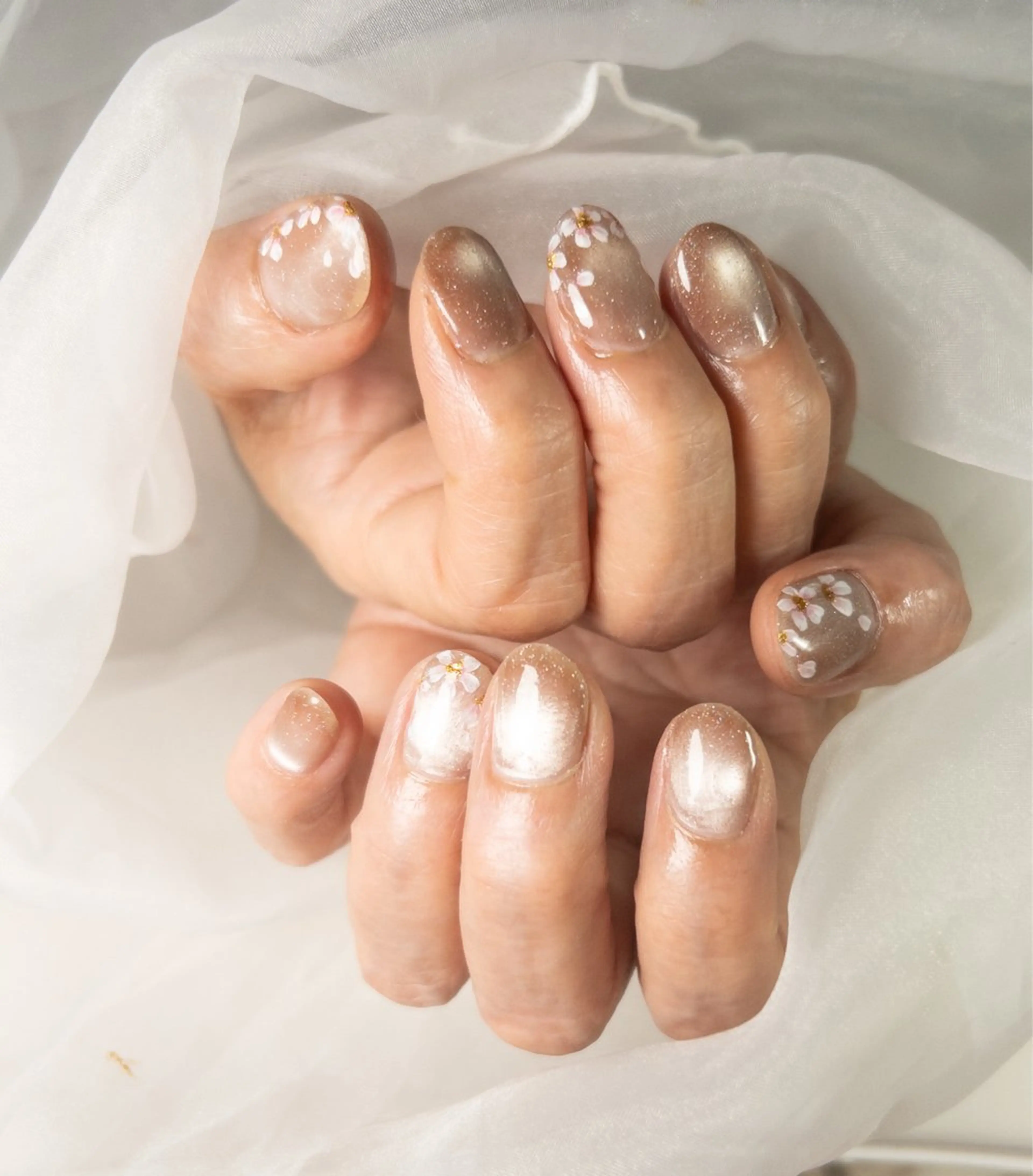 ネイル アートネイル 桜ネイル フラワーネイル マグネットネイル ミラーネイル ハンドネイル 犬のいるネイルサロン Fuu nailsのネイルデザイン