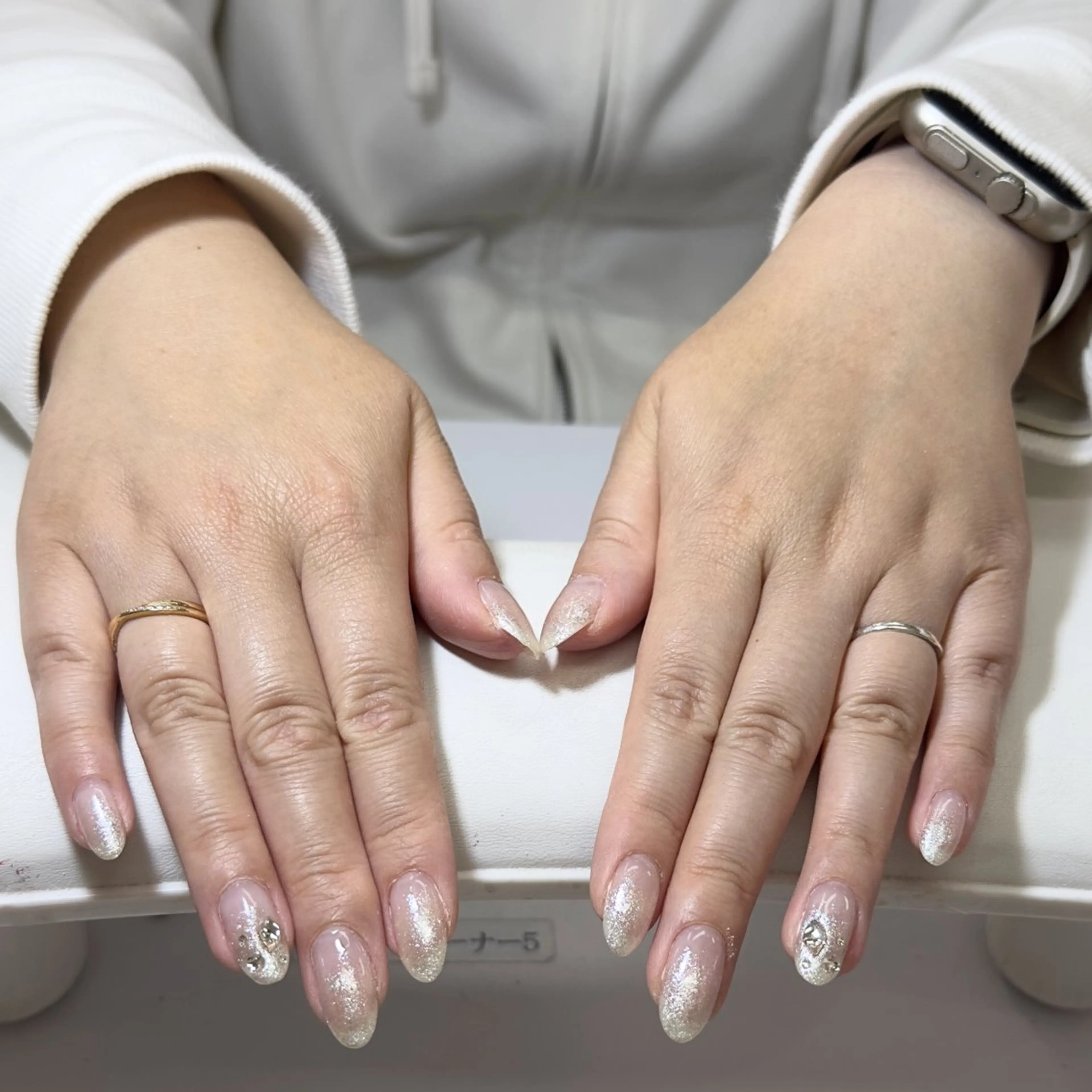 ネイル プラスネイル北千住東口店所属・しもむら ひなこのネイルデザイン