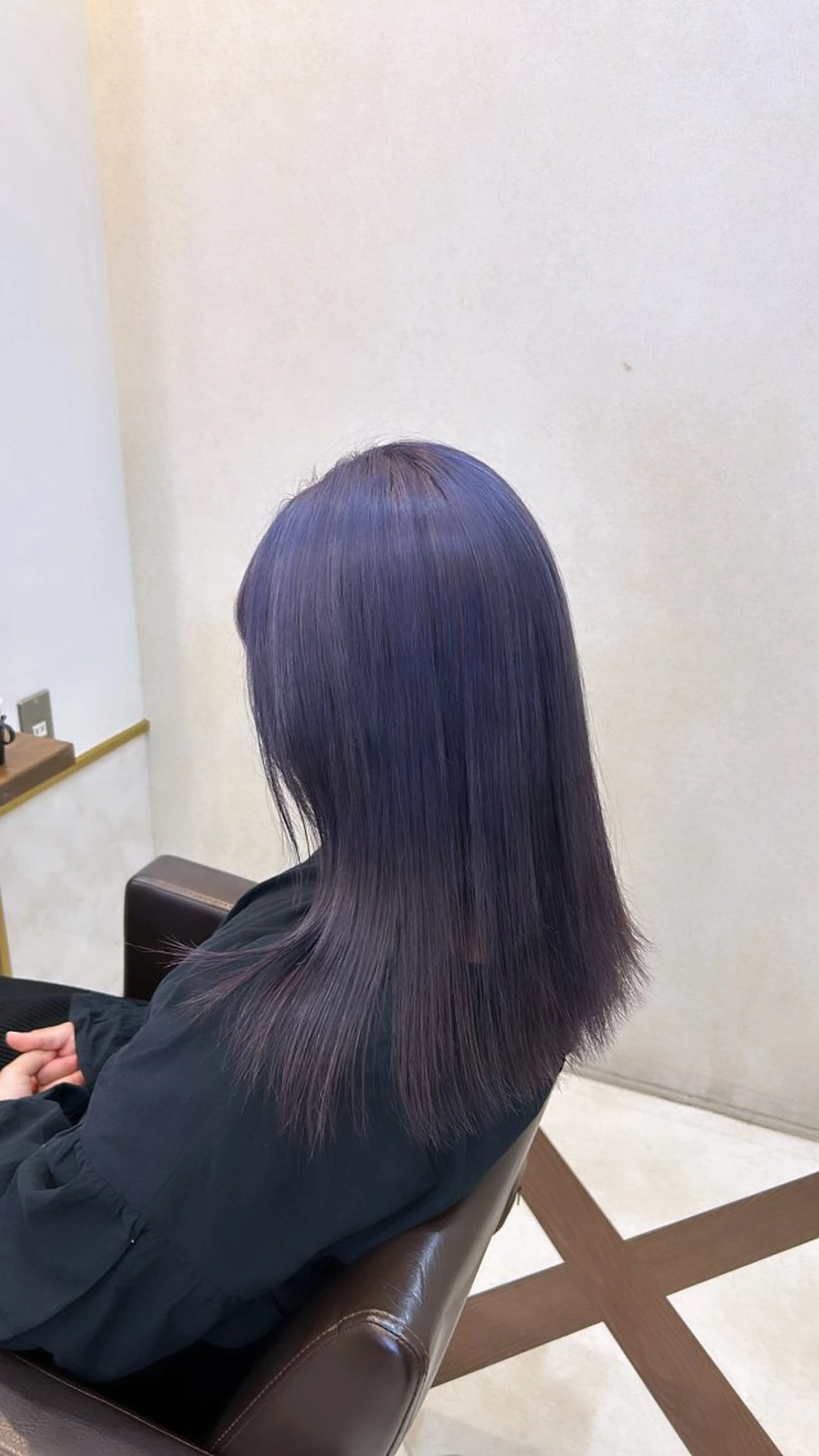 カラー 善財 康葵のヘアスタイル