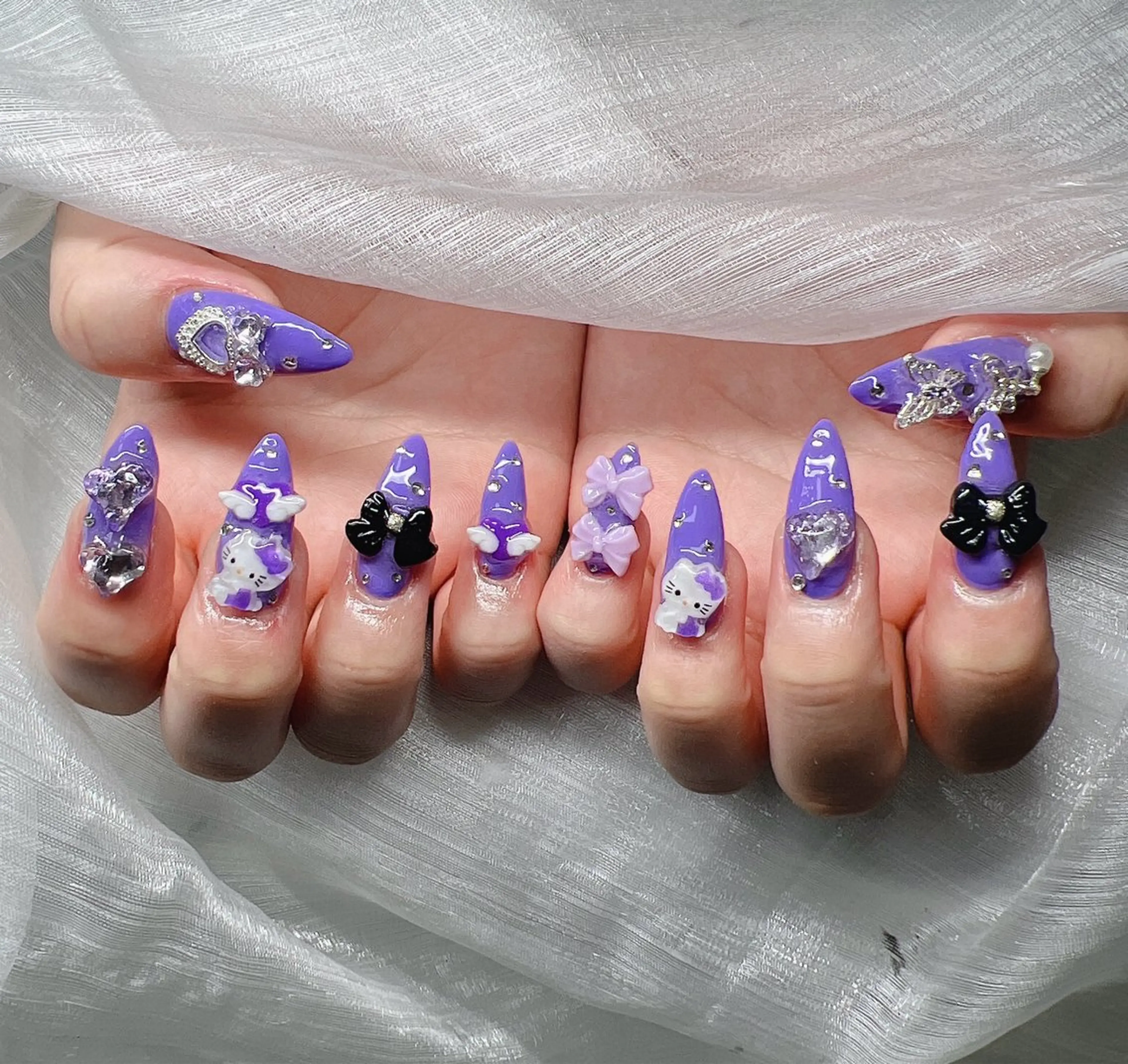 ネイル 長さ出し グラデーション 卒業式 キラキラネイル マグネットネイル ハンドネイル Lee Nailsのネイルデザイン