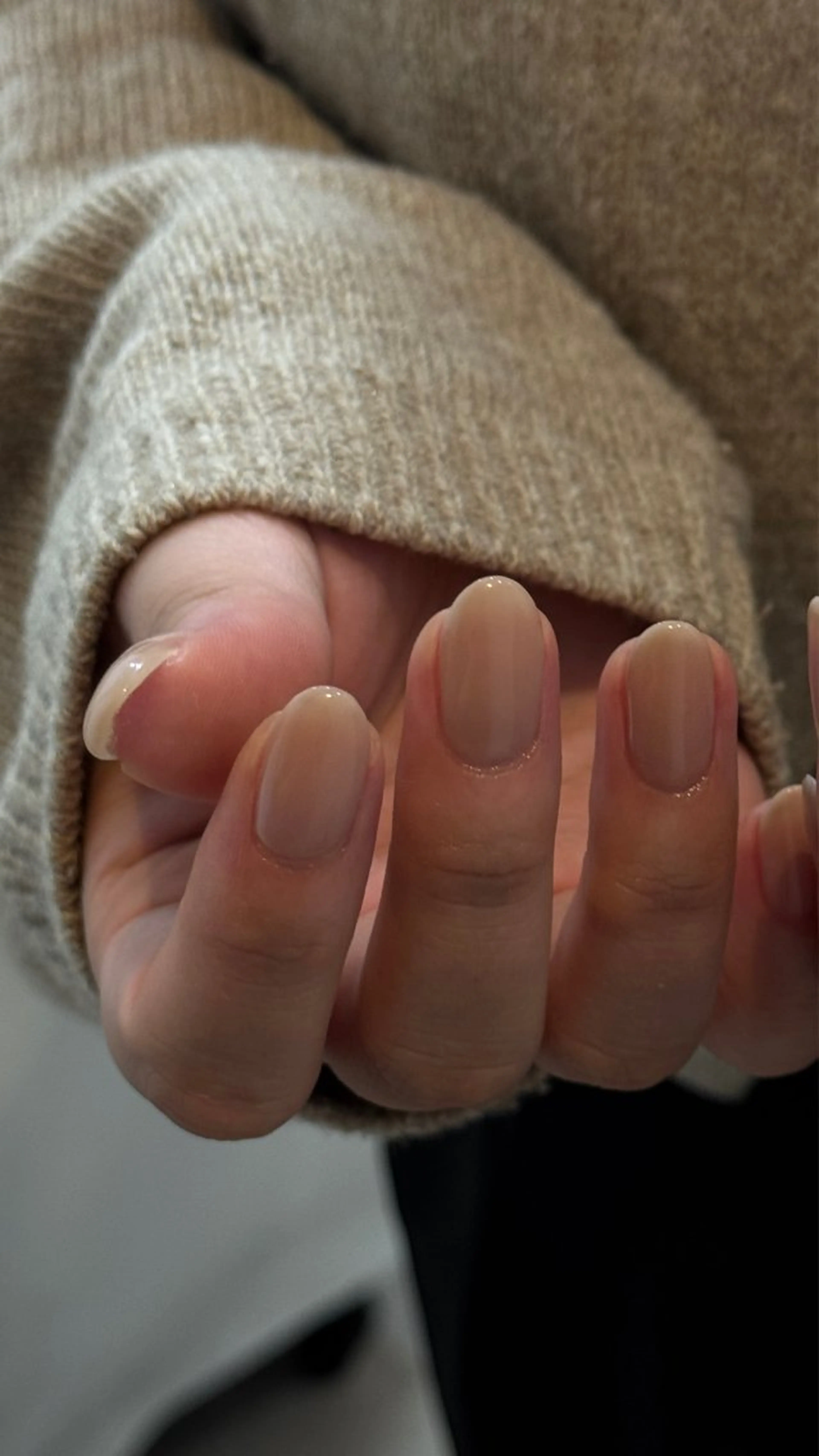 ネイル ワンカラーネイル moe ⠀のネイルデザイン