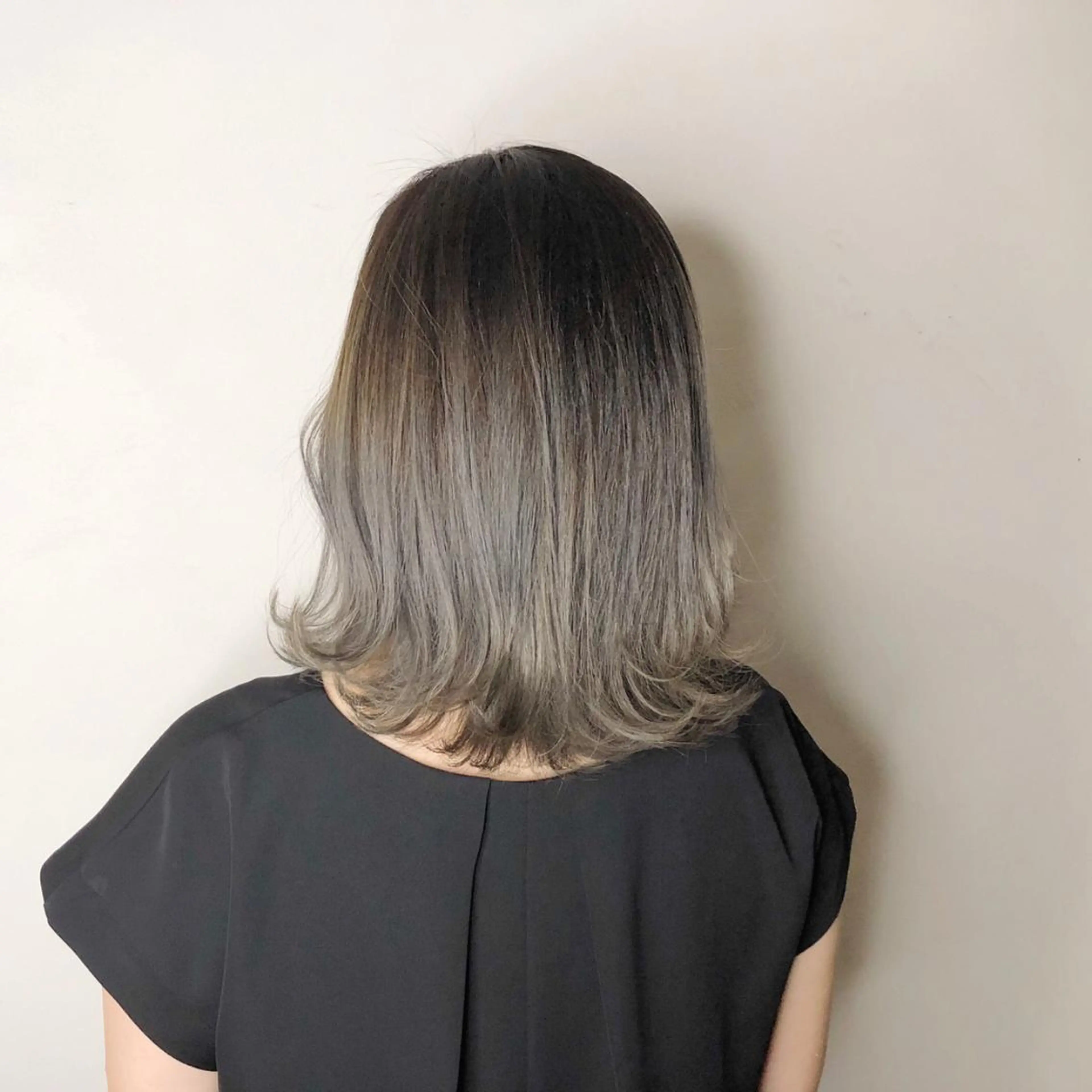 ミディアム カラー モデル募集中✂︎ Happis ハピスのヘアスタイル