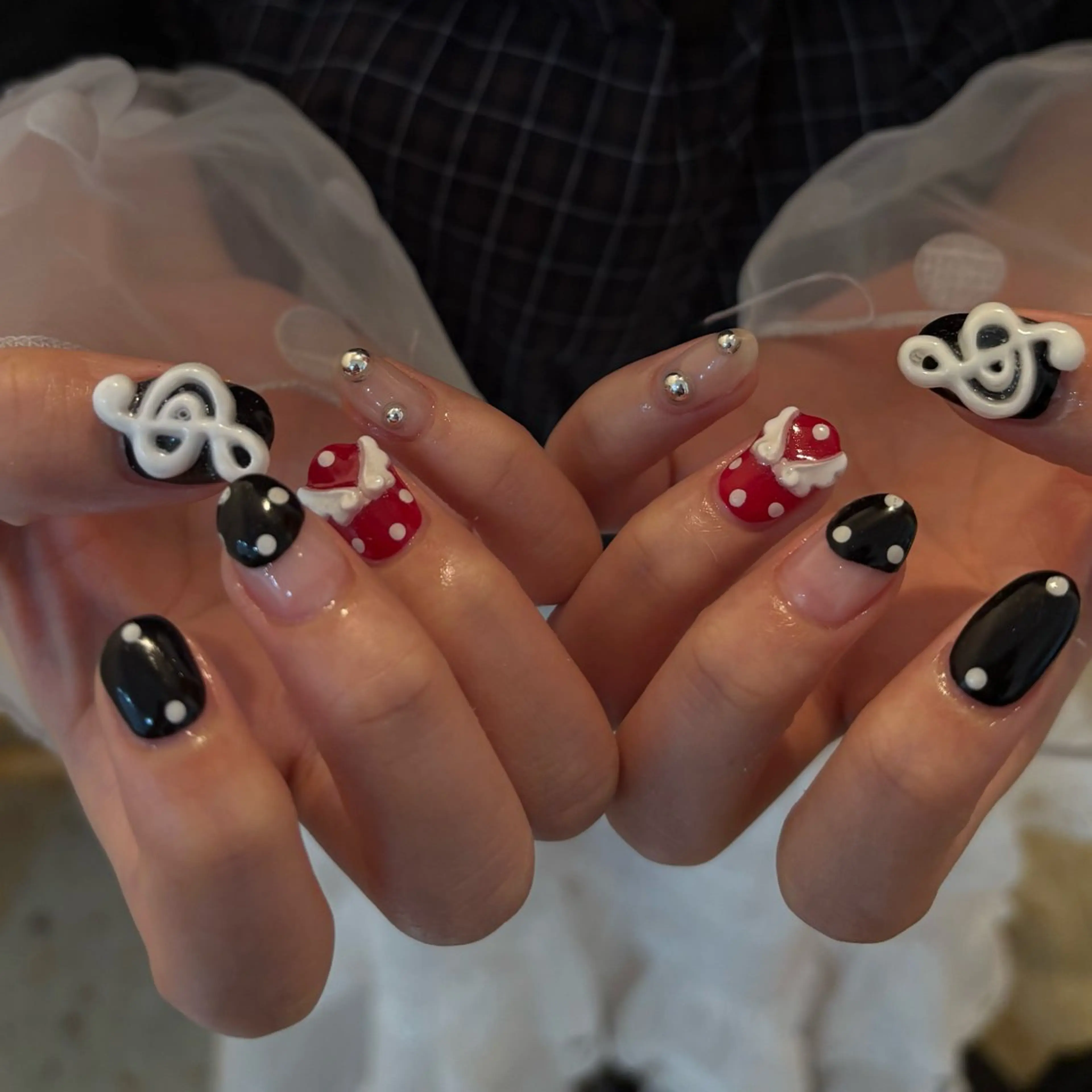 ネイル yuri / 個性派nailのネイルデザイン