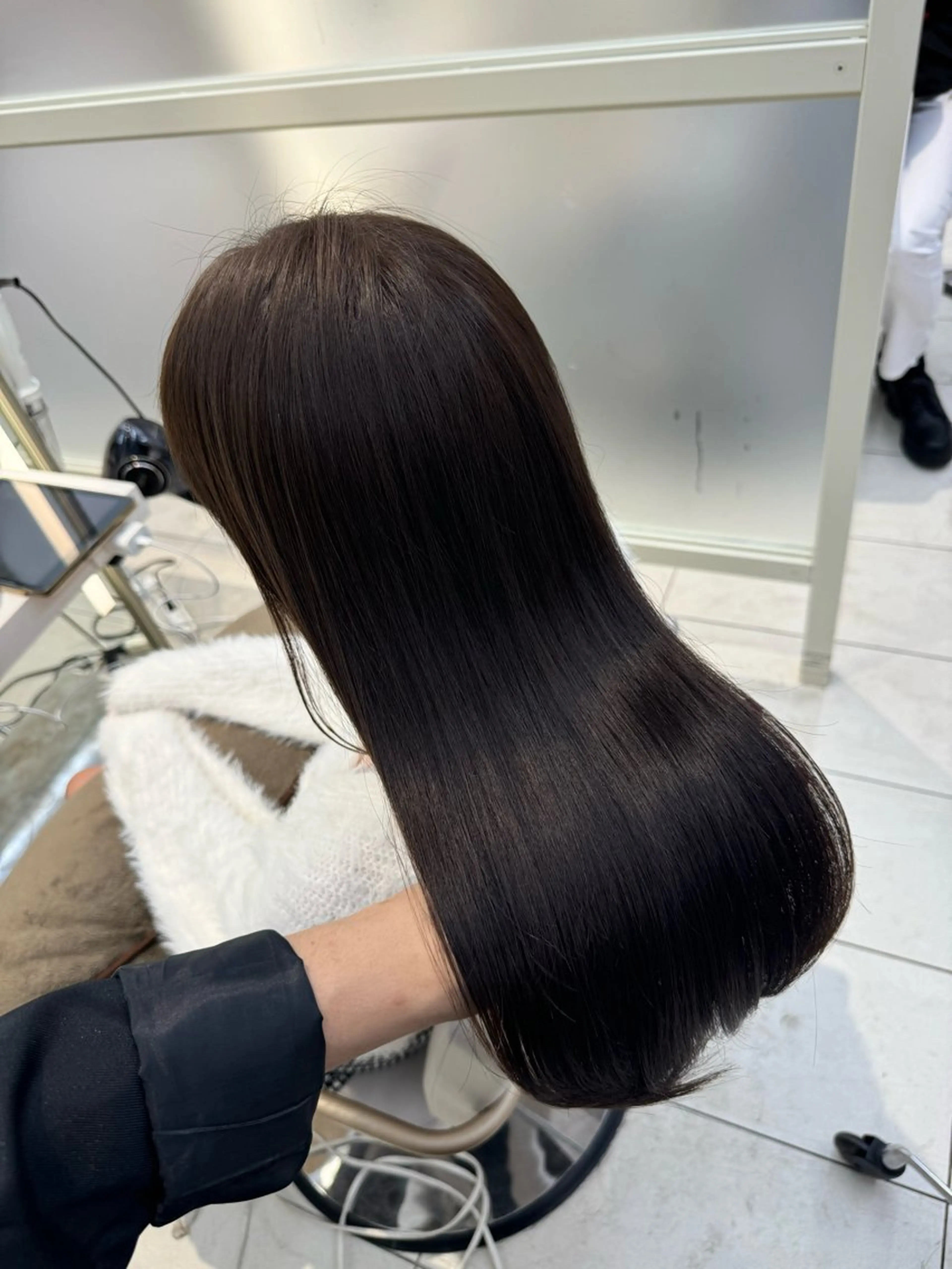 セミロング レイヤーカット/ 顔まわり/アオイのヘアスタイル