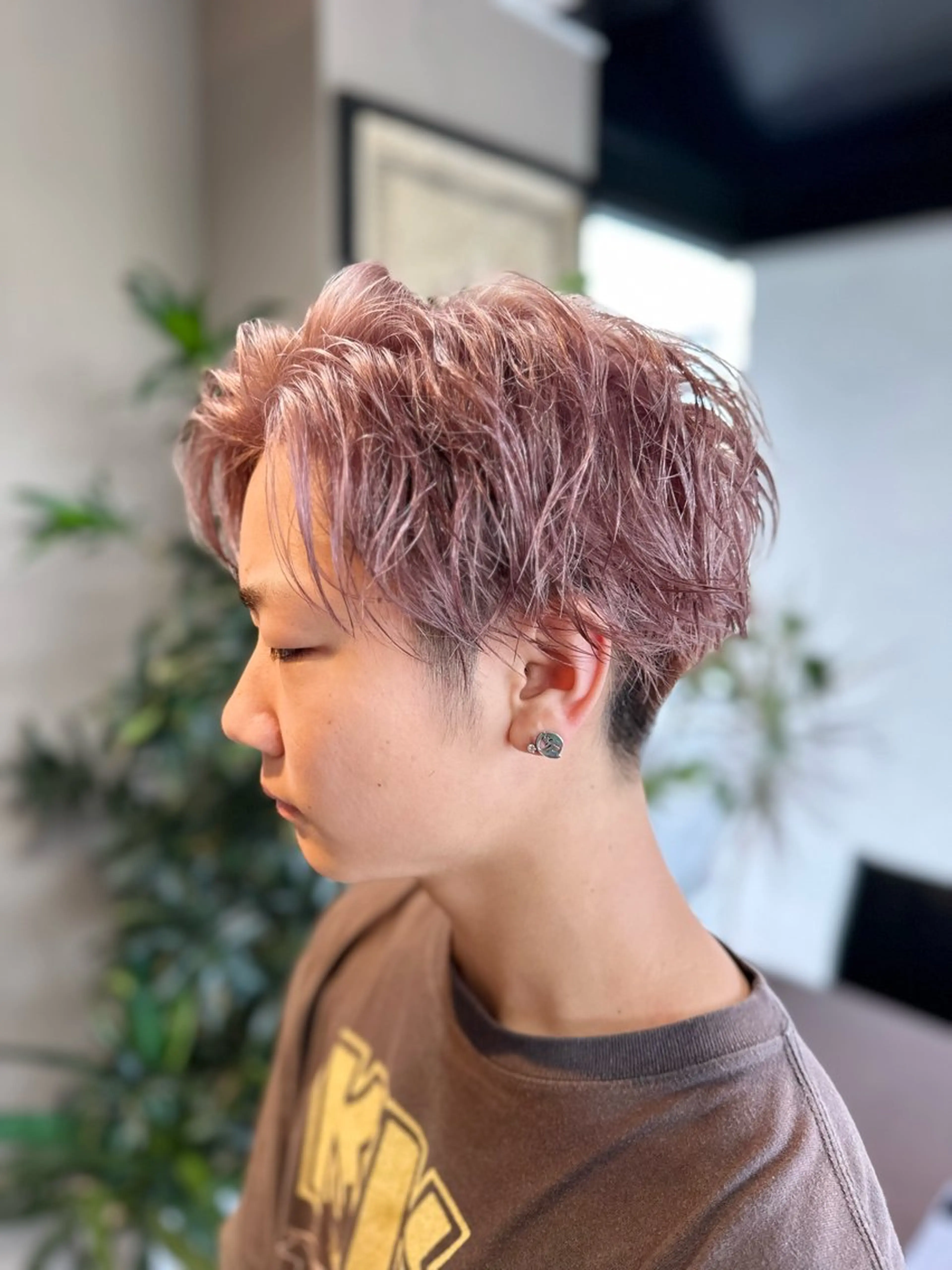 カラー メンズ メンズパーマ ベージュカラー ピンクカラー ピンクベージュ arika オケシ　リョウダイのヘアスタイル