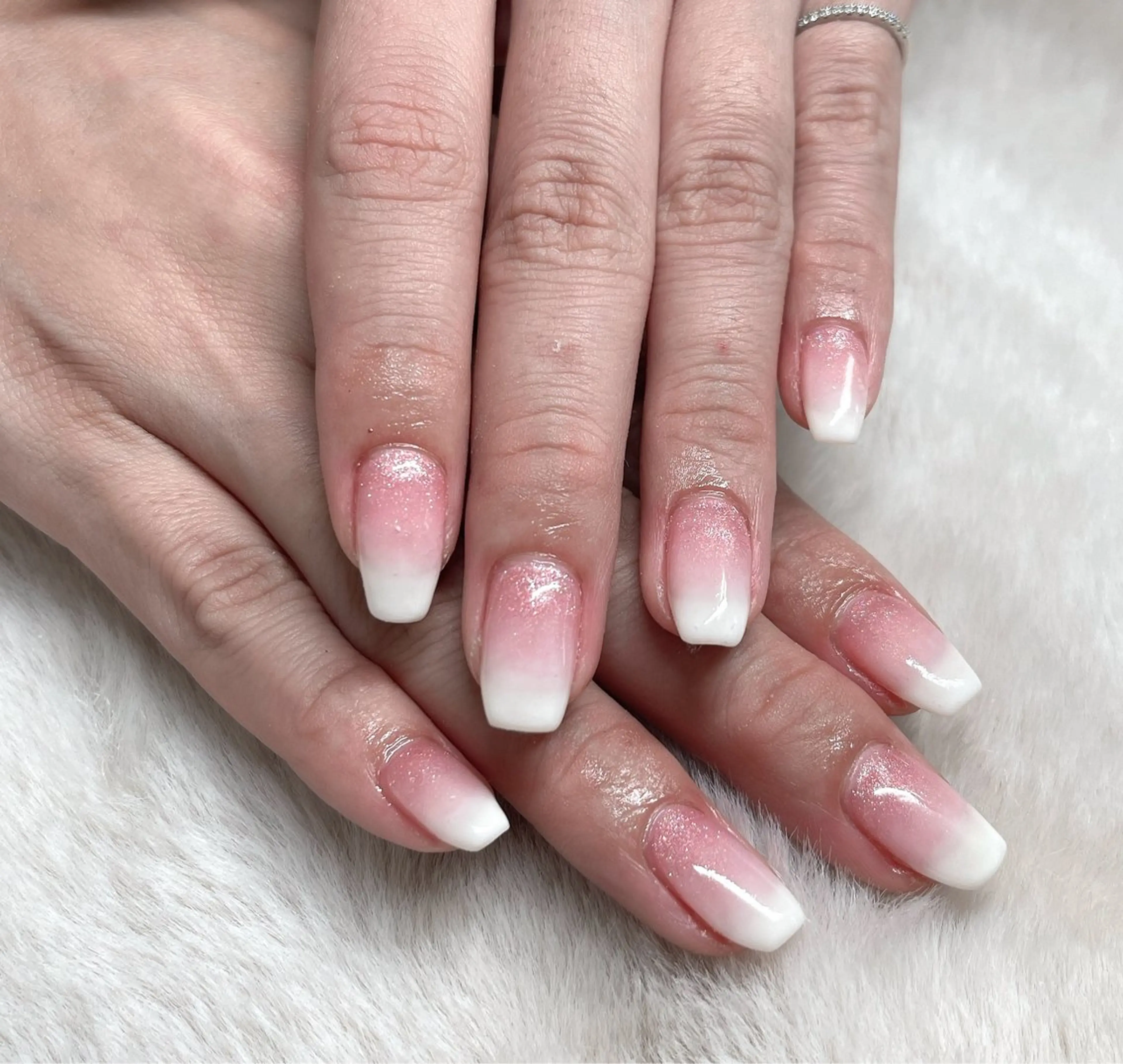 ネイル グラデーション 持ち込み eye.Rizm所属・eye.Rizm 銀座のマツエク・マツパデザイン