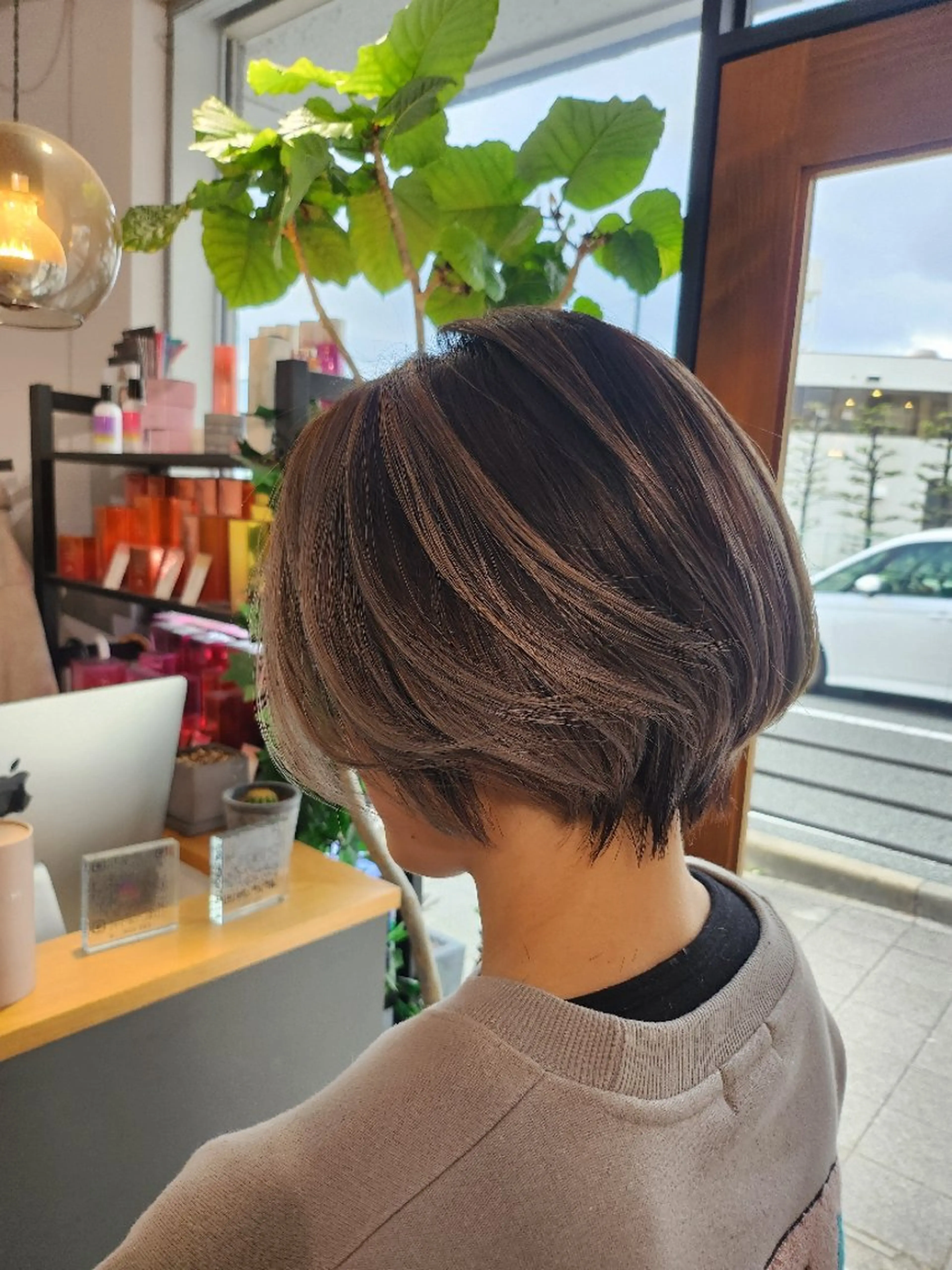 ショート レイヤーカット ショートヘア LUANAhair所属・金田 拓也のヘアスタイル