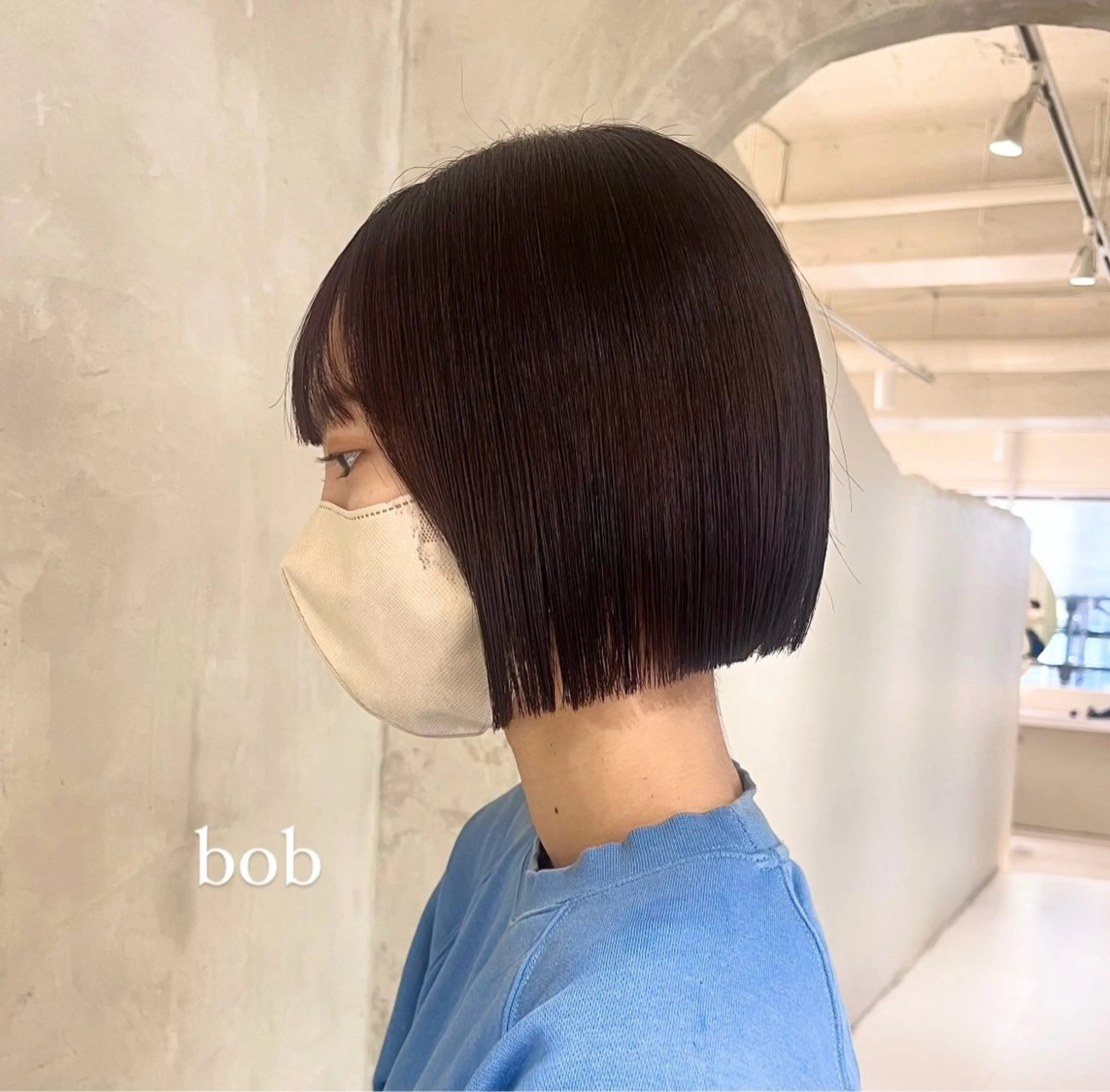 ミディアム カラー ボブ カット ヘアカラー トリートメント effect横浜所属・切りっぱなしボブ/ 艶カラー/綾莉のヘアスタイル