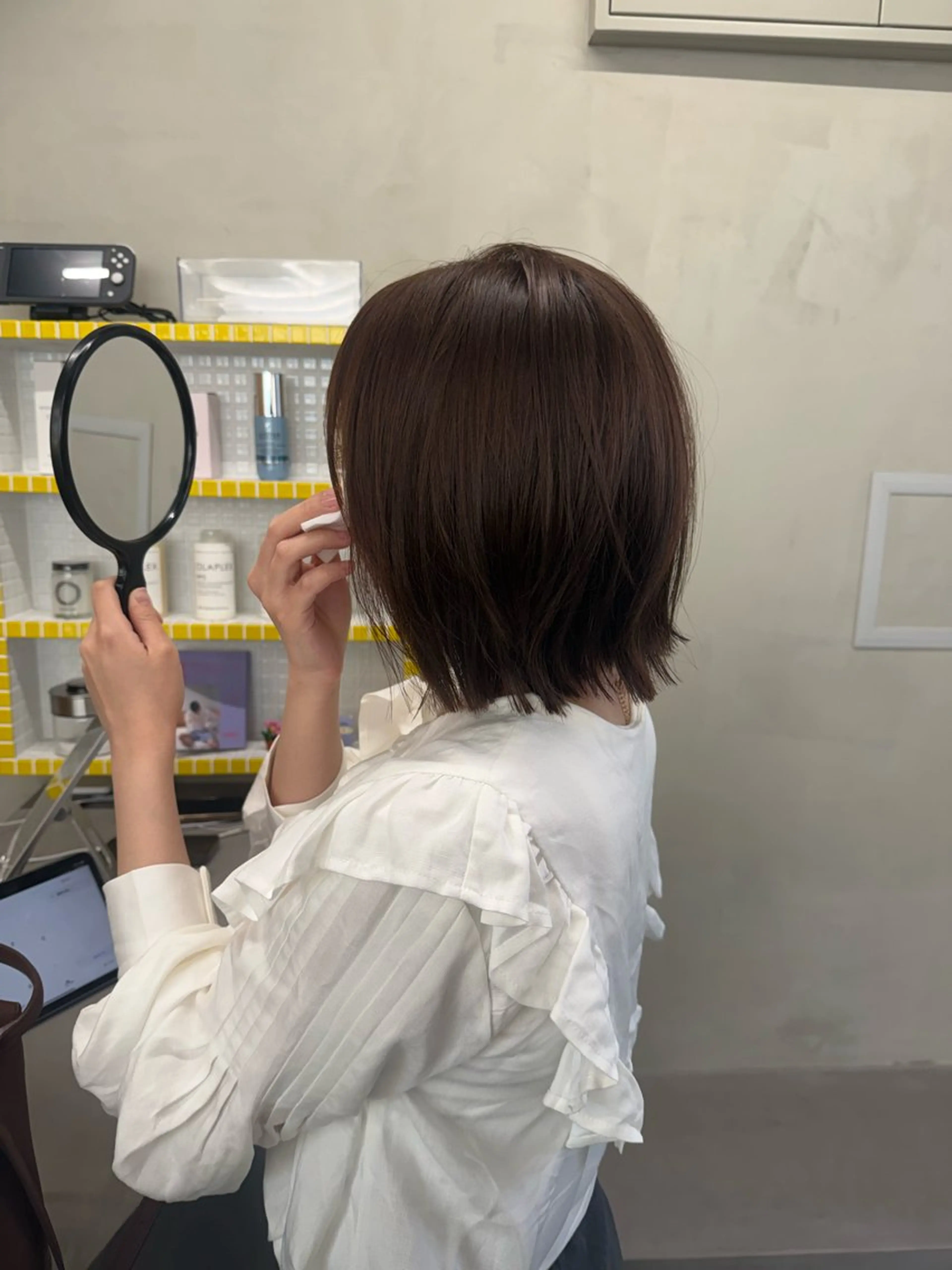 ミディアム ミディアムレイヤー アッシュ ボブ 顔周りカット レイヤーカット カット ヘアカラー トリートメント 誰よりも丁寧なカット 🍀小林輝のヘアスタイル