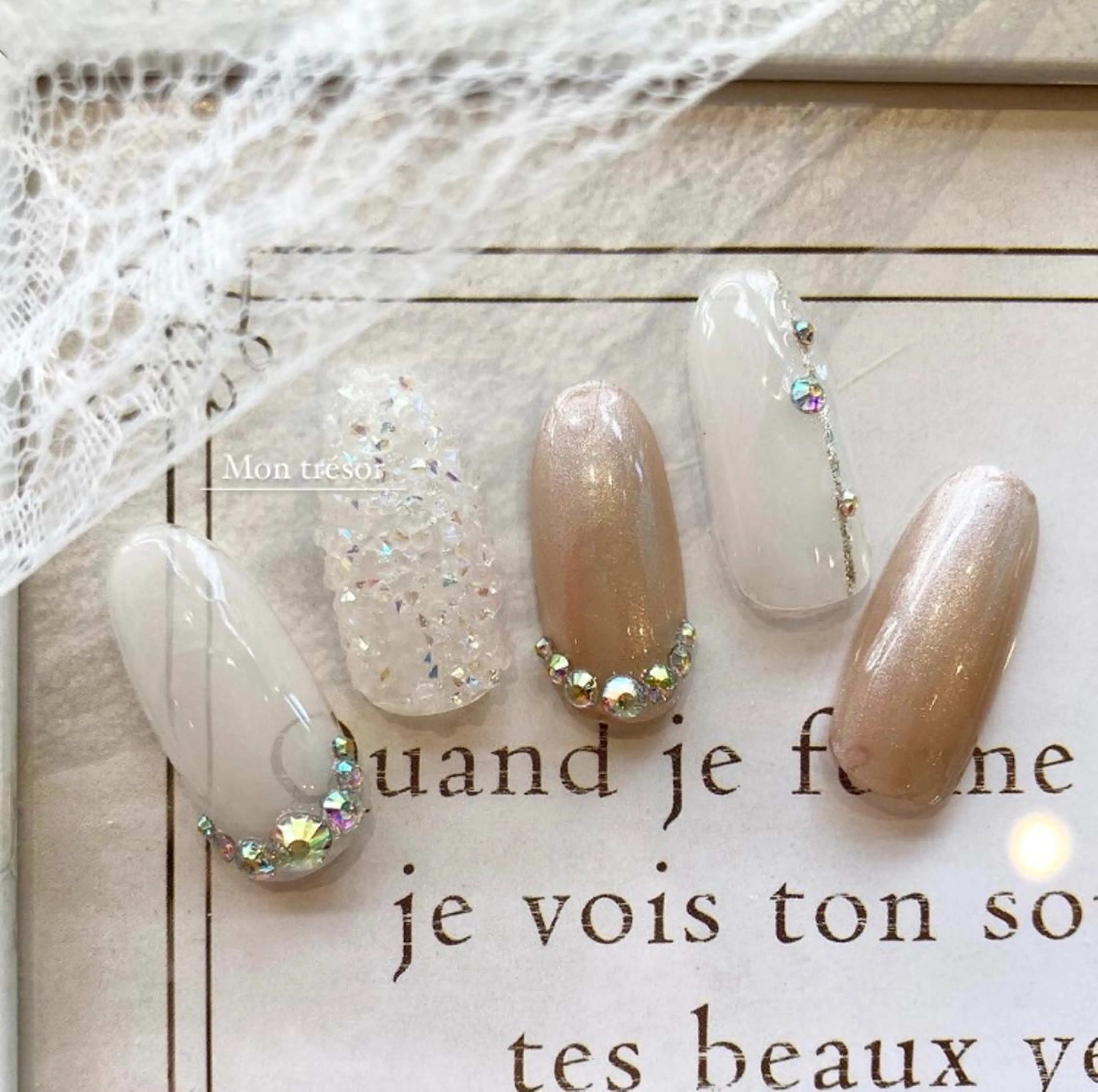 ネイル Mon trésor所属・Montrésor 名古屋ネイルサロンのネイルデザイン