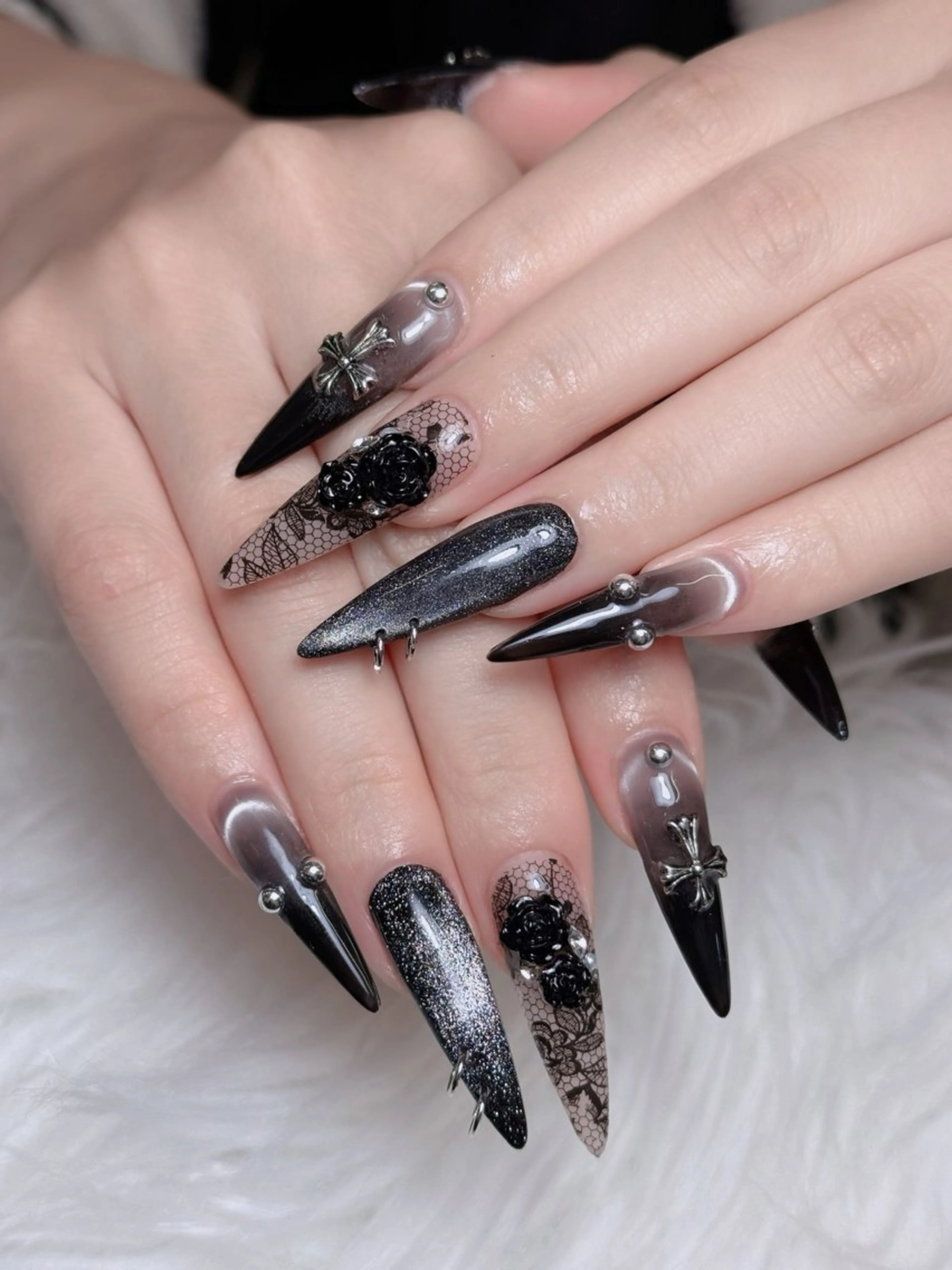 ネイル オーロラネイル チークネイル 長さ出し フレンチネイル ハロウィン ハンドネイル Lumi Nail 新大久保3‘のネイルデザイン