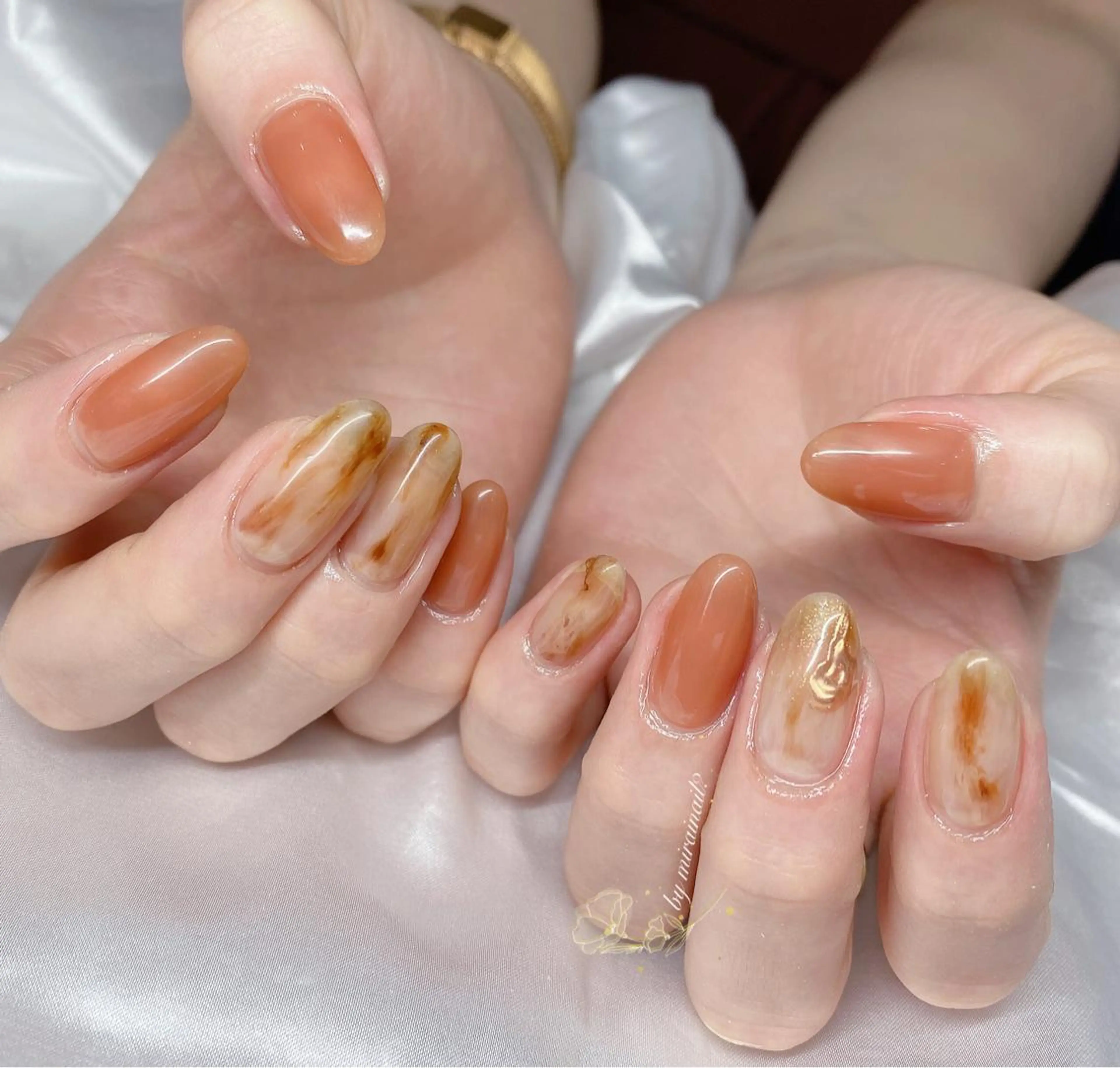 ネイル 持ち込み シンプルネイル ネイルサロン 9Carats神田のネイルデザイン