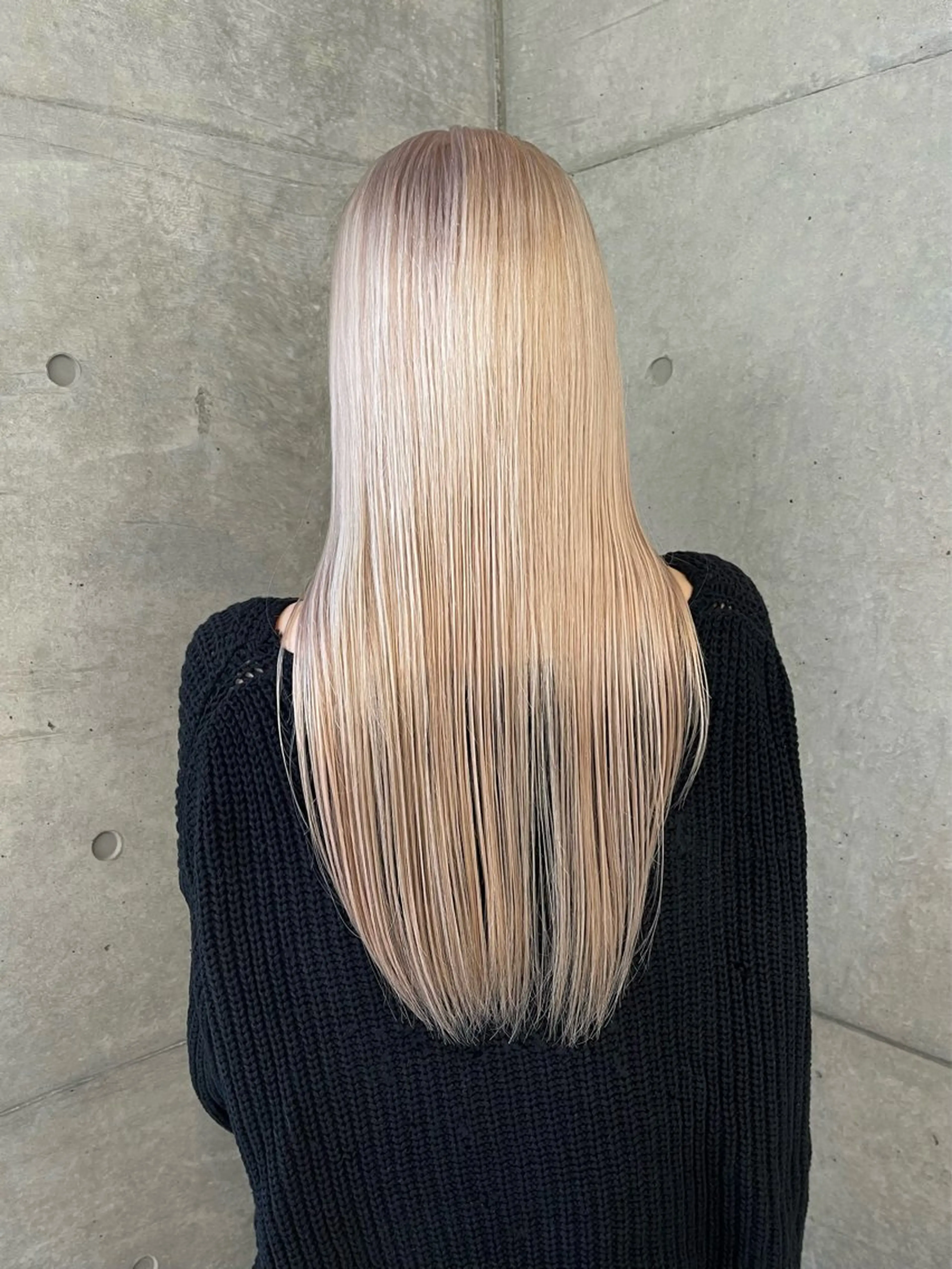 ロング カラー ヘアカラー トリートメント レイヤーカットとハイ トーン/HIROKIのヘアスタイル