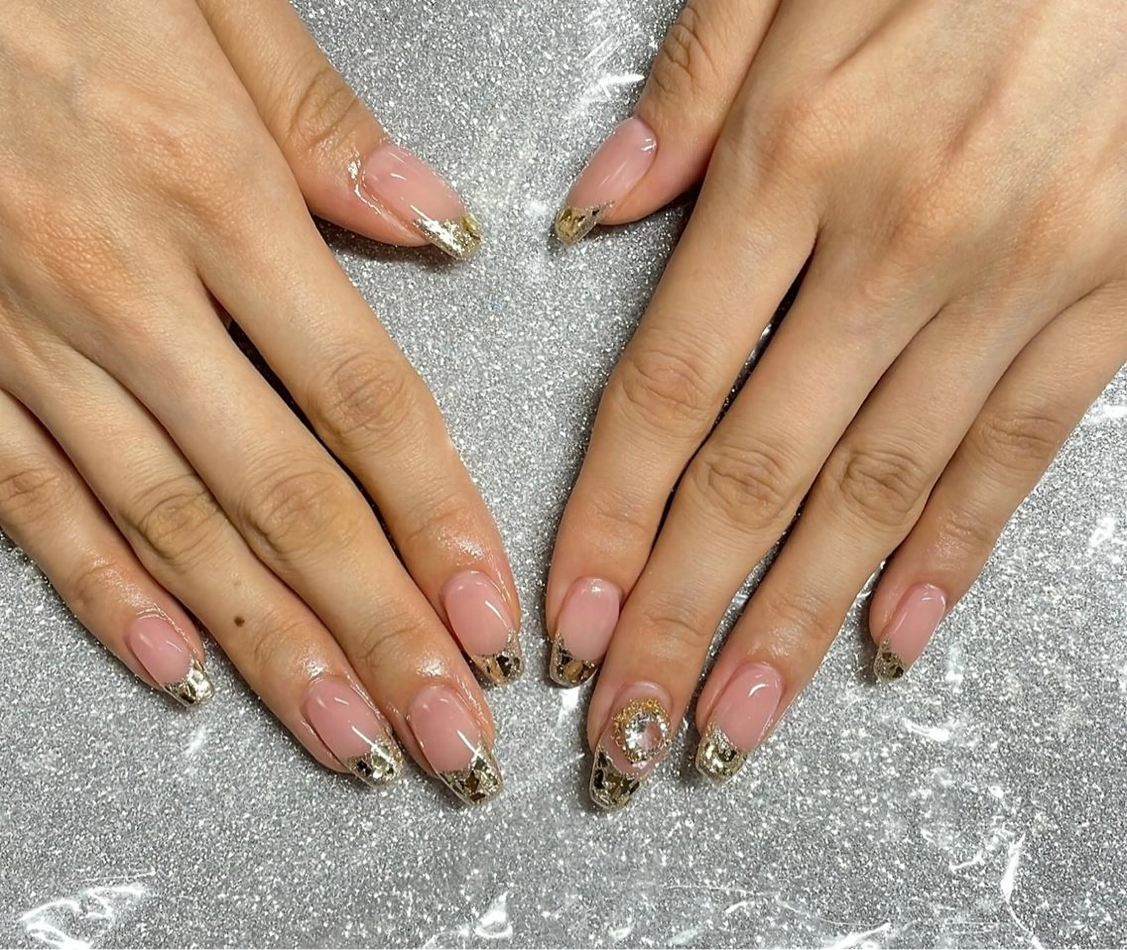 ネイル ハンドネイル VIERU 🌈🎀💖のネイルデザイン