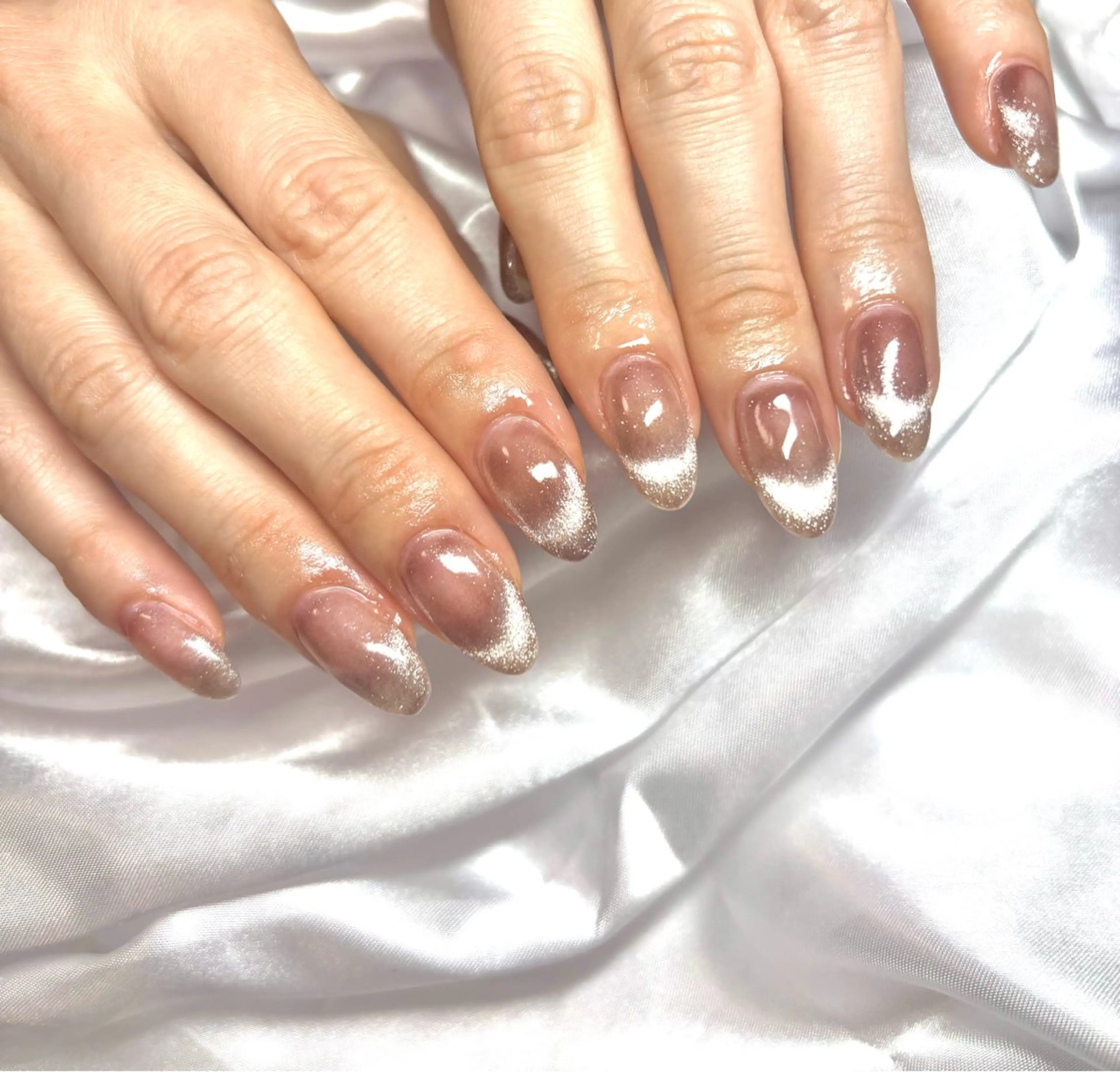 ミディアム LOVEnail tomoのネイルデザイン