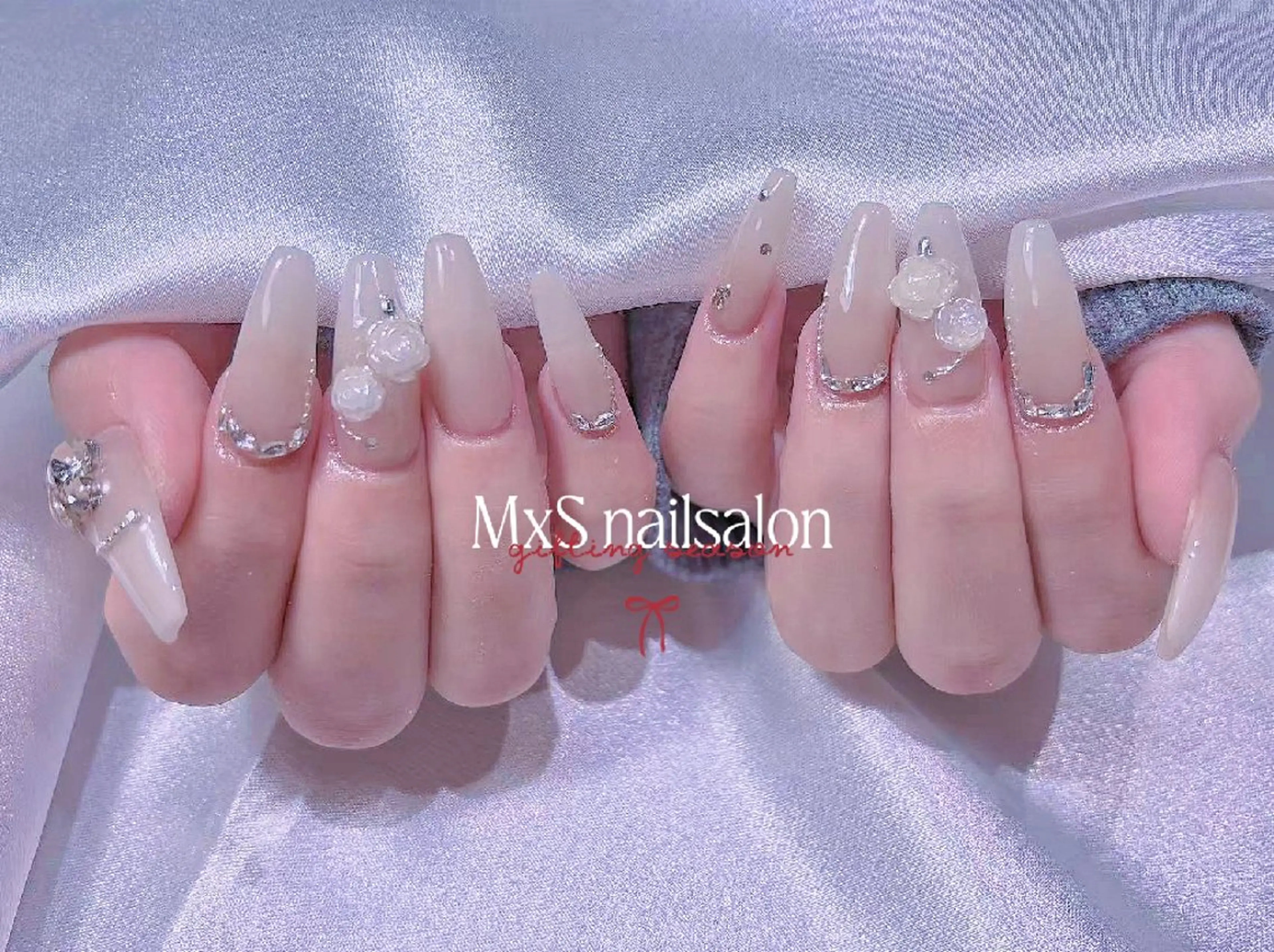 ネイル ハンドネイル ハンドケア MxS Nail(長さだし/フィルイン/マグネット/韓国ネイル/ワンホンネイル/ワンカラー)所属・MxS リィリィのネイルデザイン