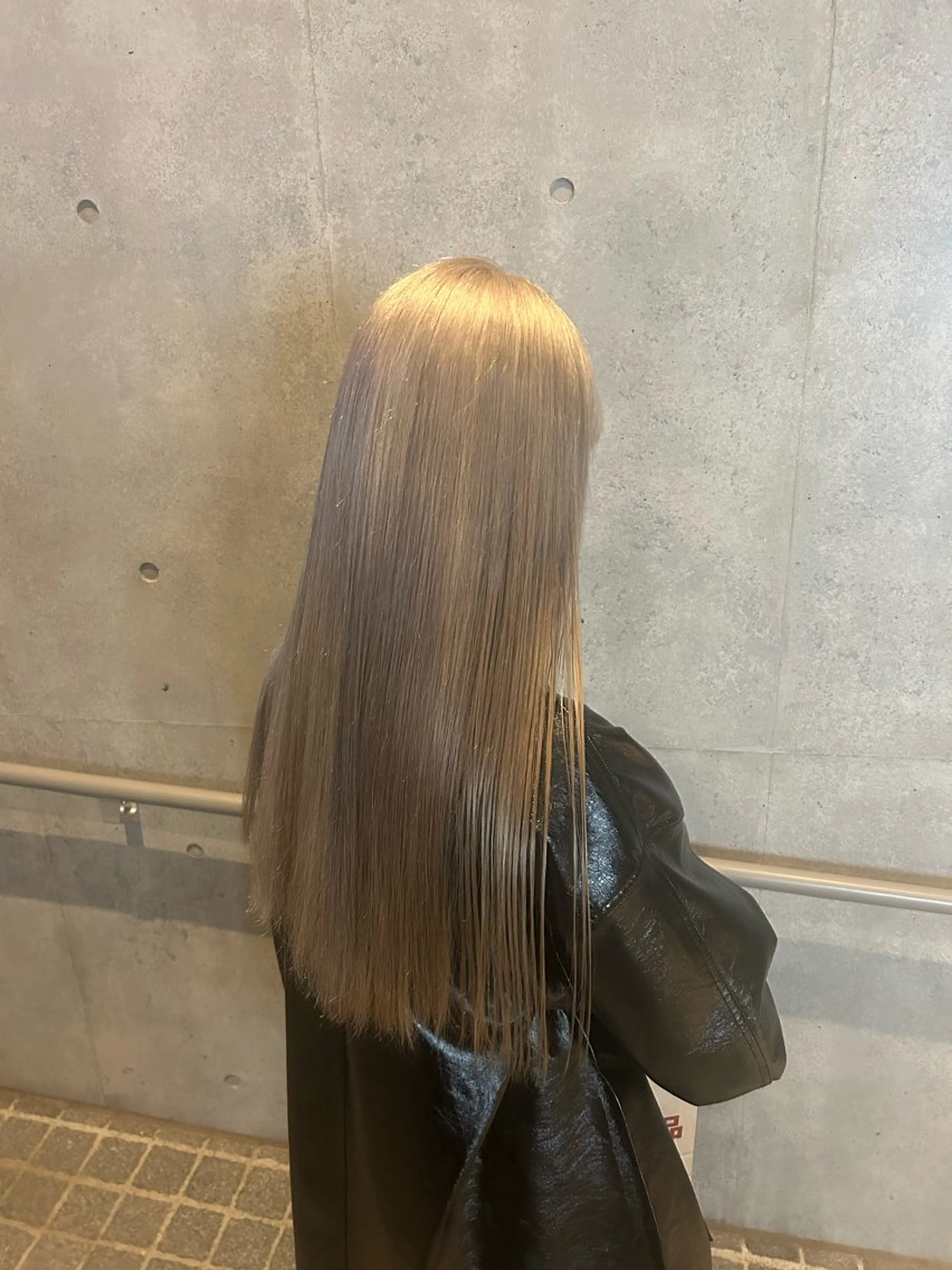 ロング カラー ブリーチ ケアブリーチ ロング JOY187inYU1L所属・韓国レイヤー kira🌛のヘアスタイル