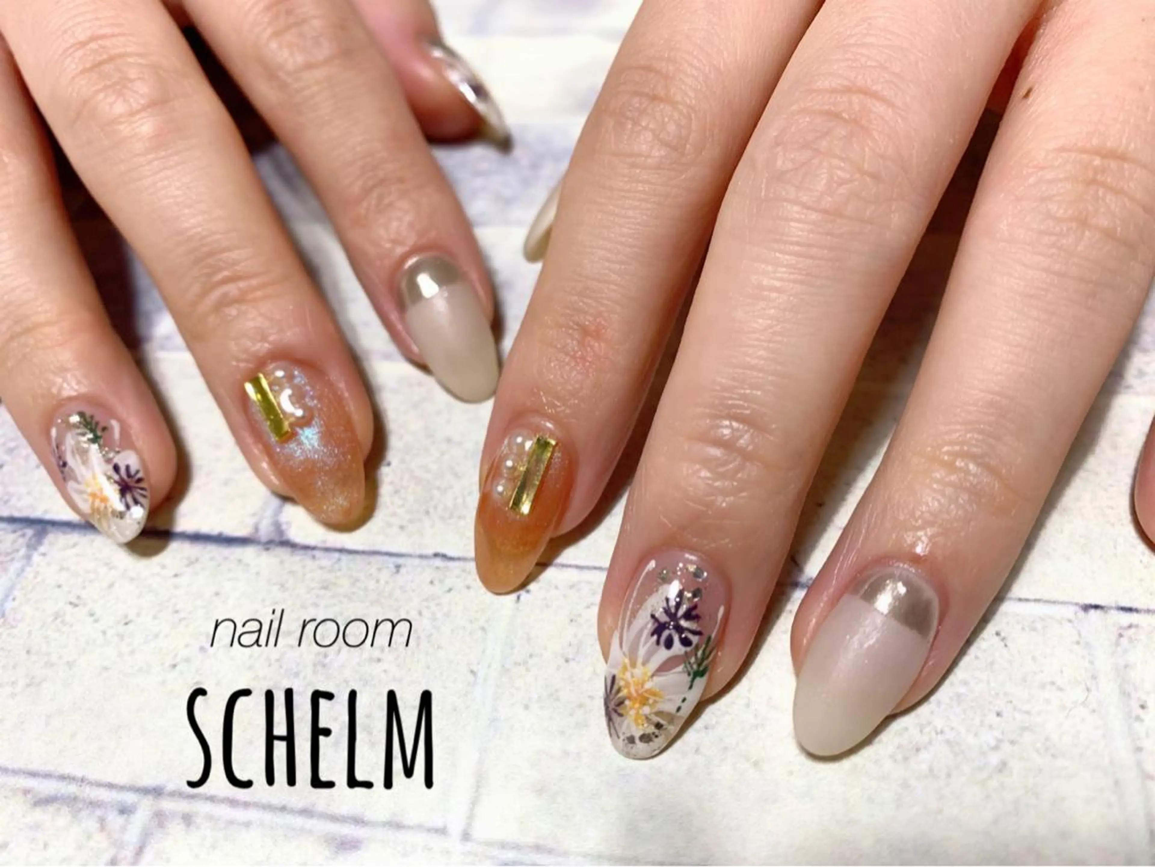 ネイル ハンドネイル nail room シュレムのネイルデザイン