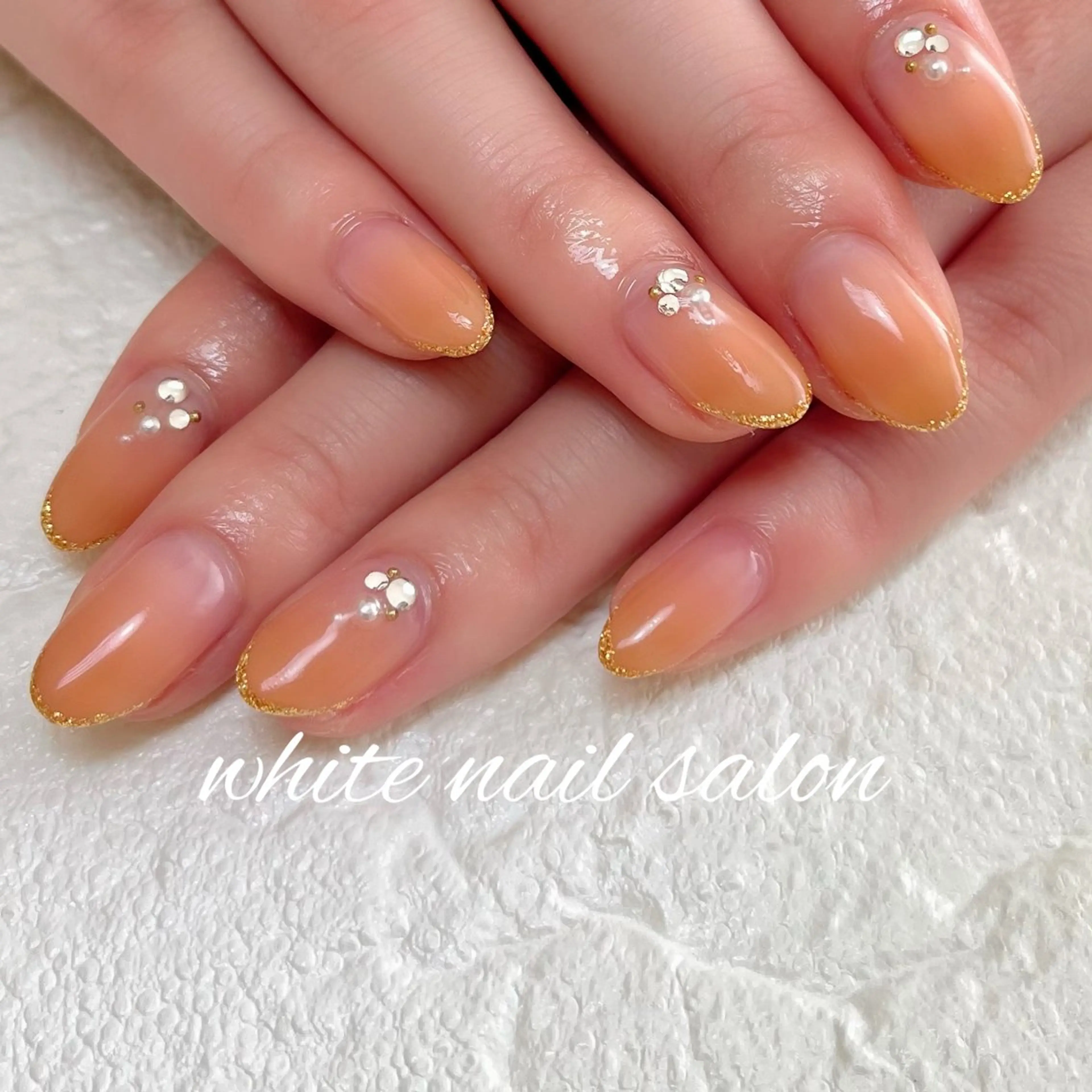 ネイル ラメ(グリッター) ハンドネイル white nail salonのネイルデザイン