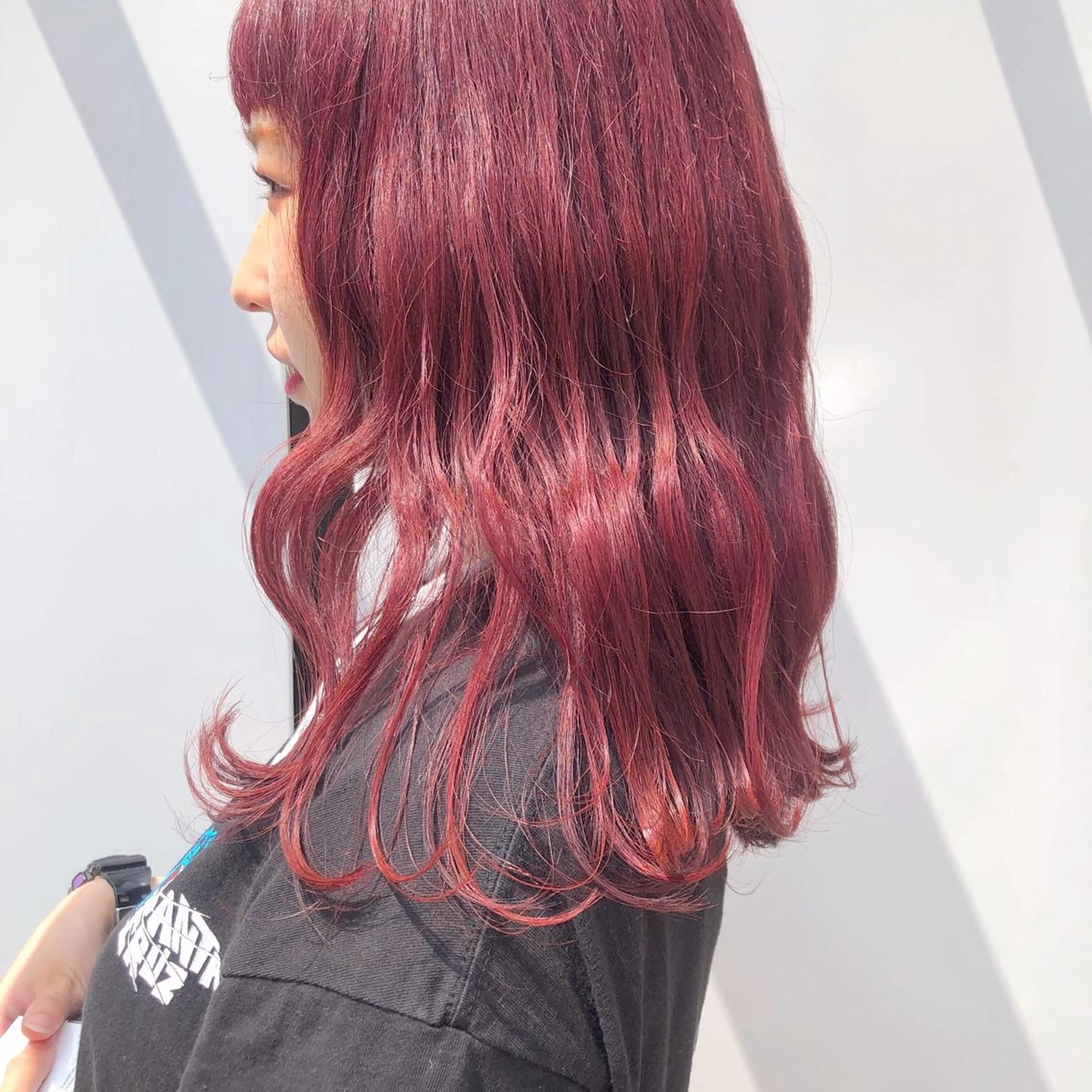 ミディアム カラー パーマ ヘアアレンジ メンズ キッズ ネイル マツエク・マツパ レッドカラー 赤色 レイヤーカット指名 No.1💖マユカのヘアスタイル