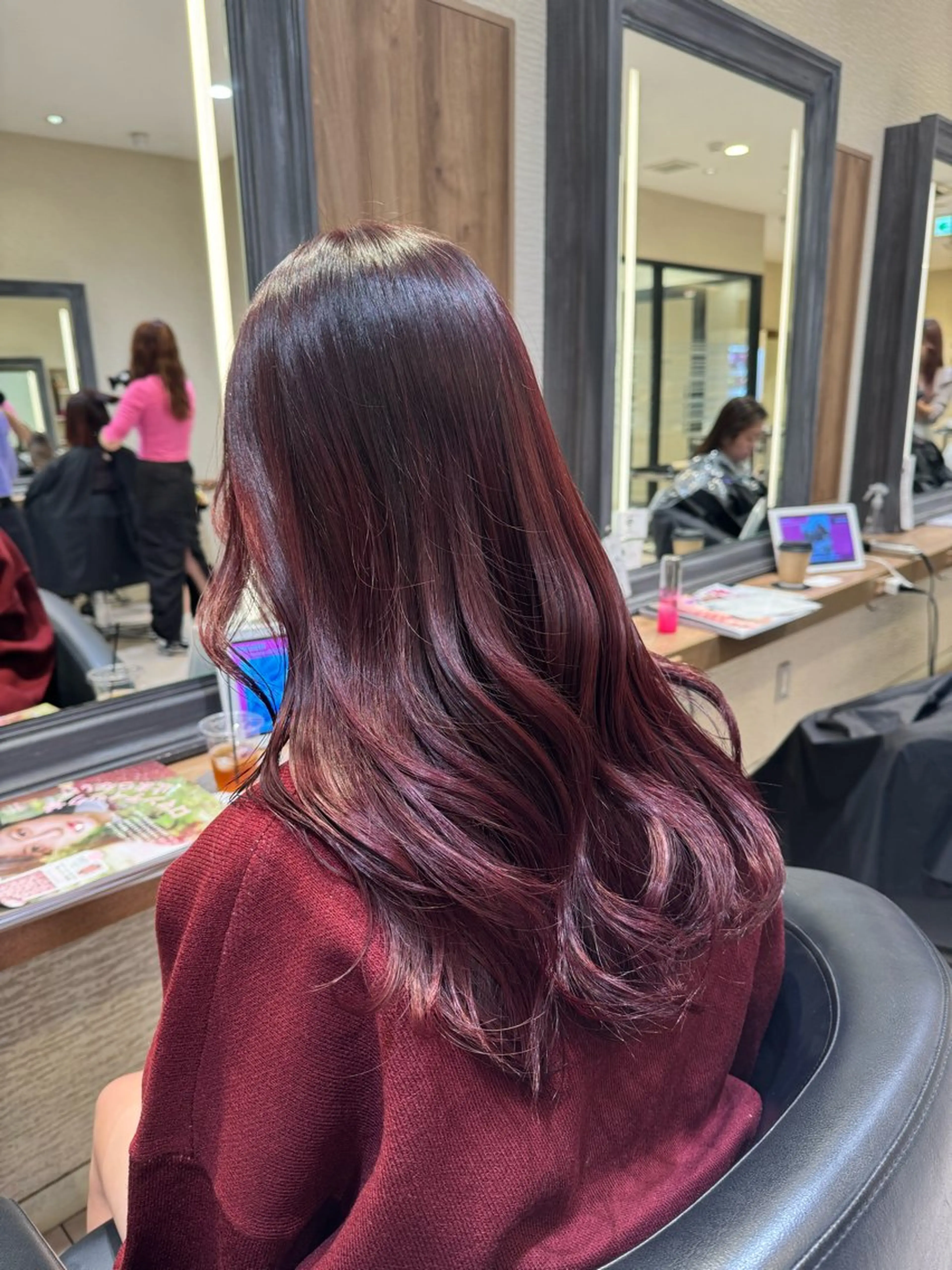 ロング カラー さら艶ストレート 🩶Suzuneのヘアスタイル