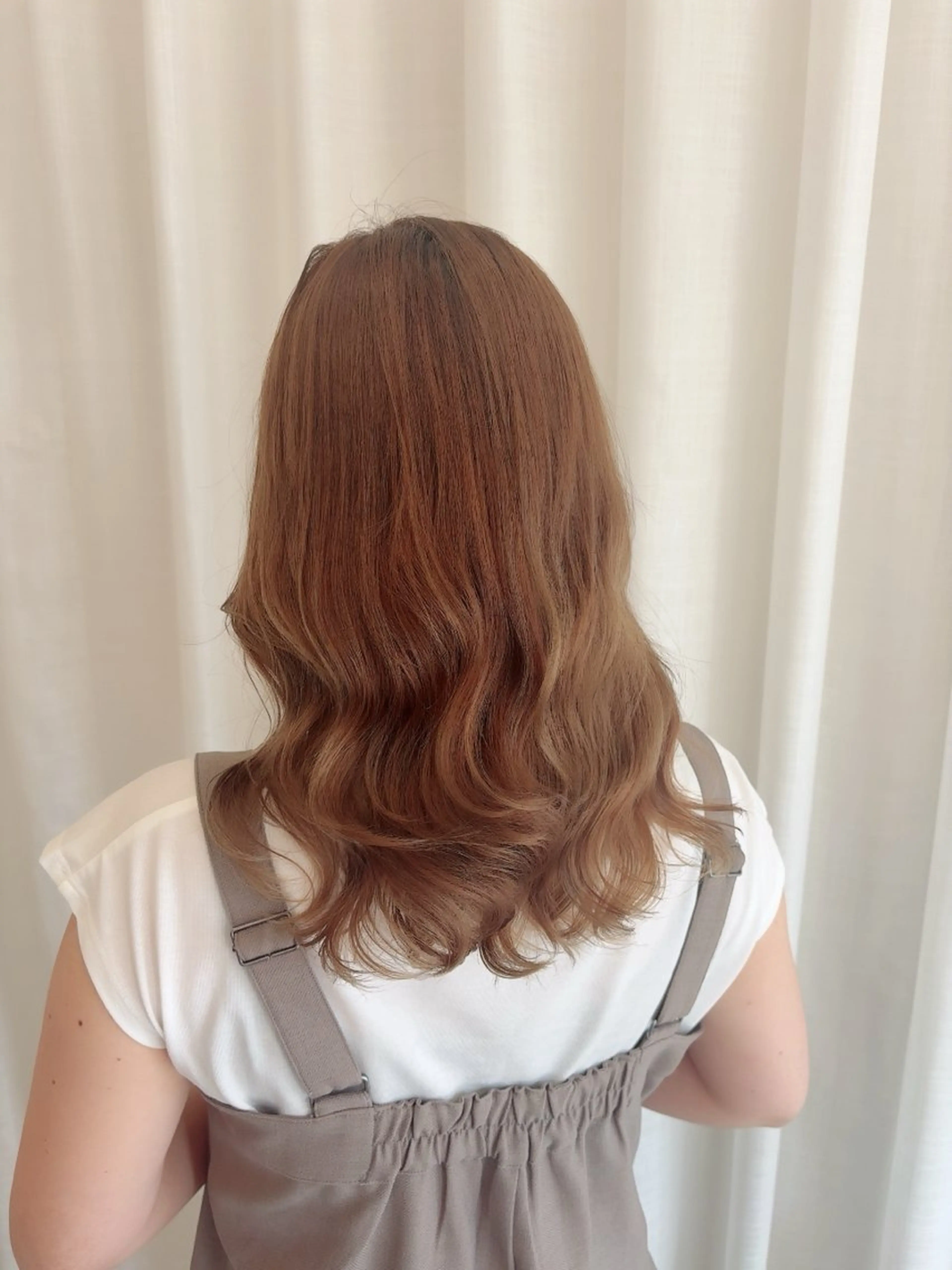 コテ巻き風デジタルパーマ　トリートメント効果でプルンプルンに仕上がりますの写真