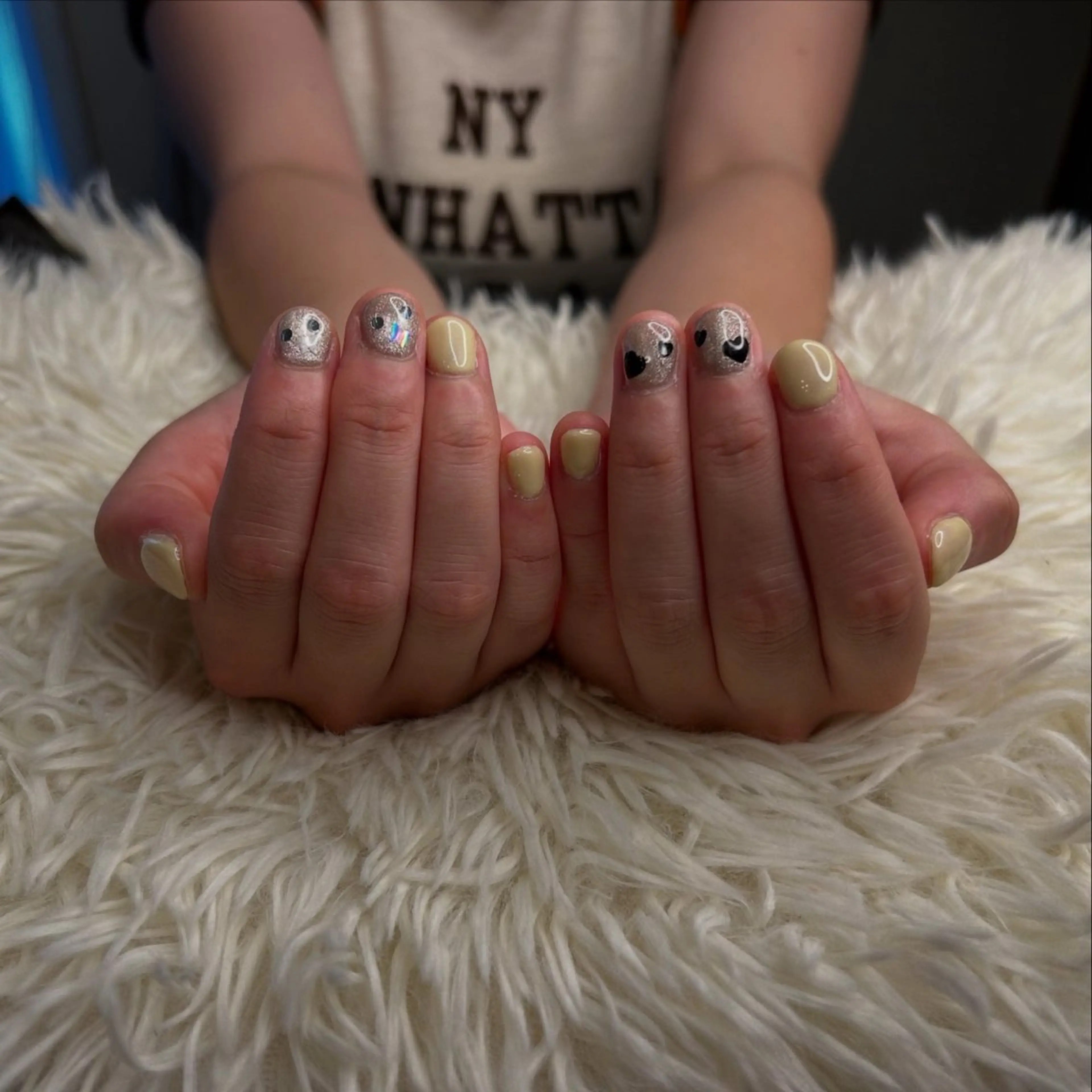 ネイル 須藤 紗彩の眉毛・アイブロウイメージ