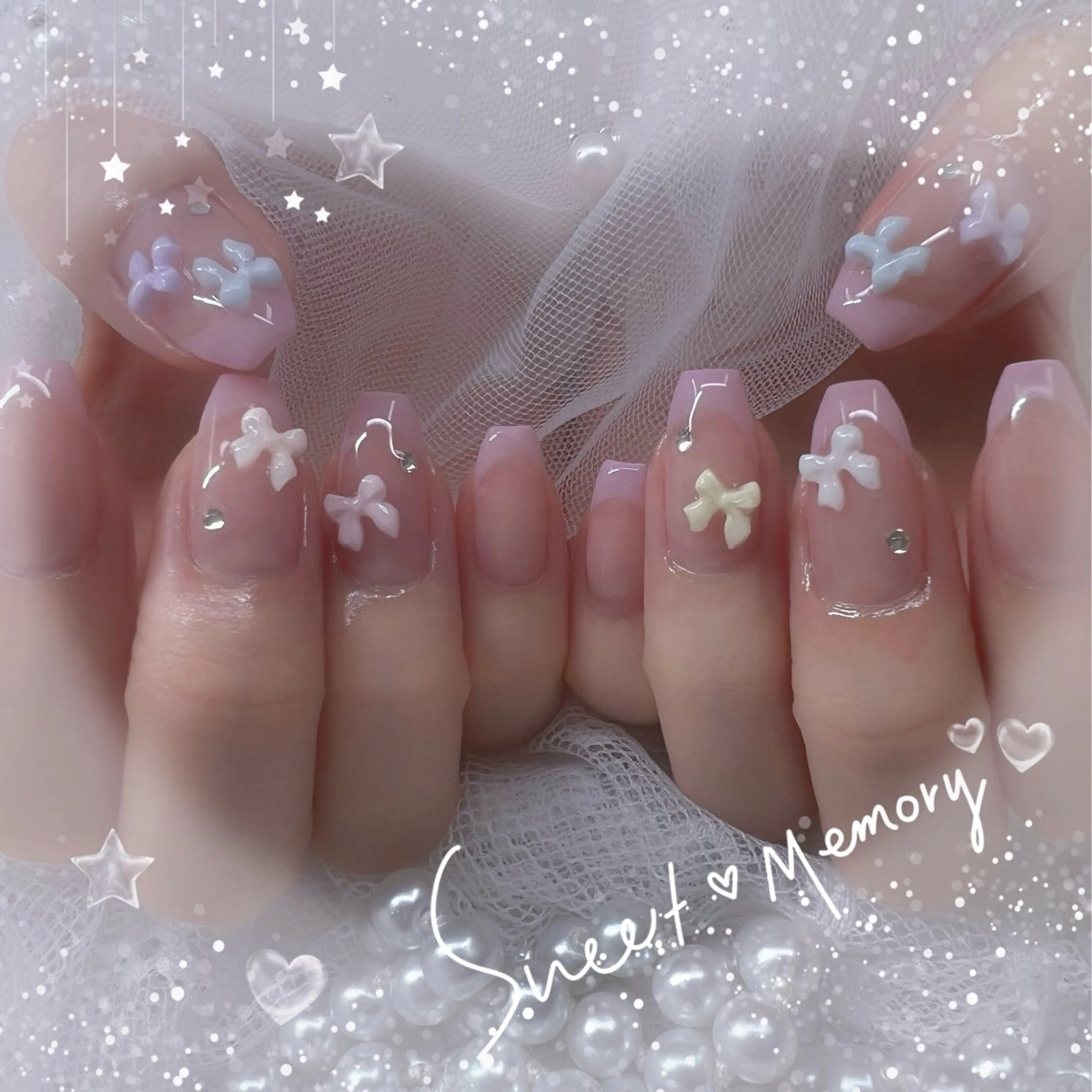 ネイル チークネイル フレンチネイル ガーリー ガラスフレンチ グラデーション ハンドネイル ハンドケア Chill Nailsalonのネイルデザイン