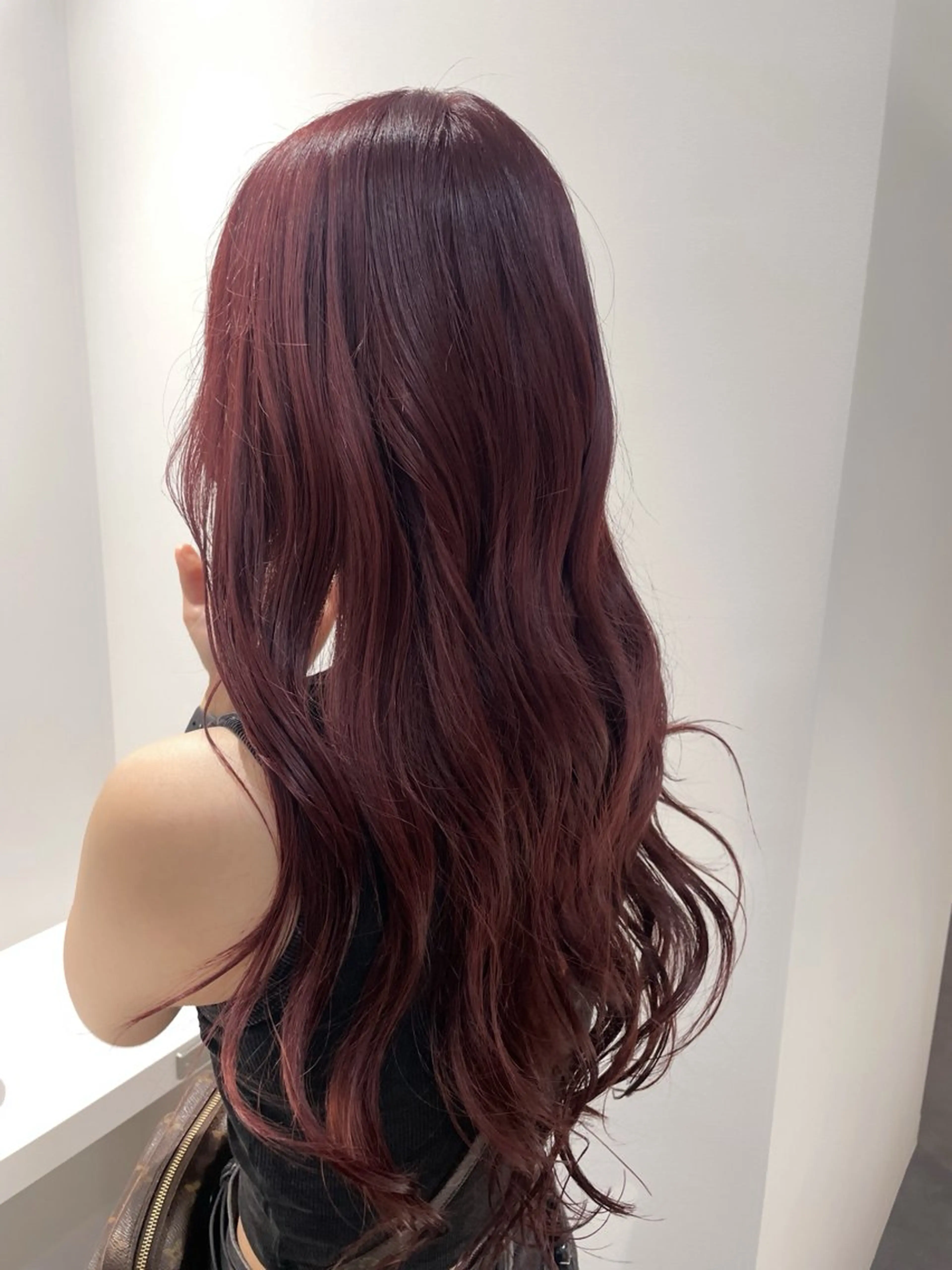 ロング カラー 佐野 えり奈のヘアスタイル