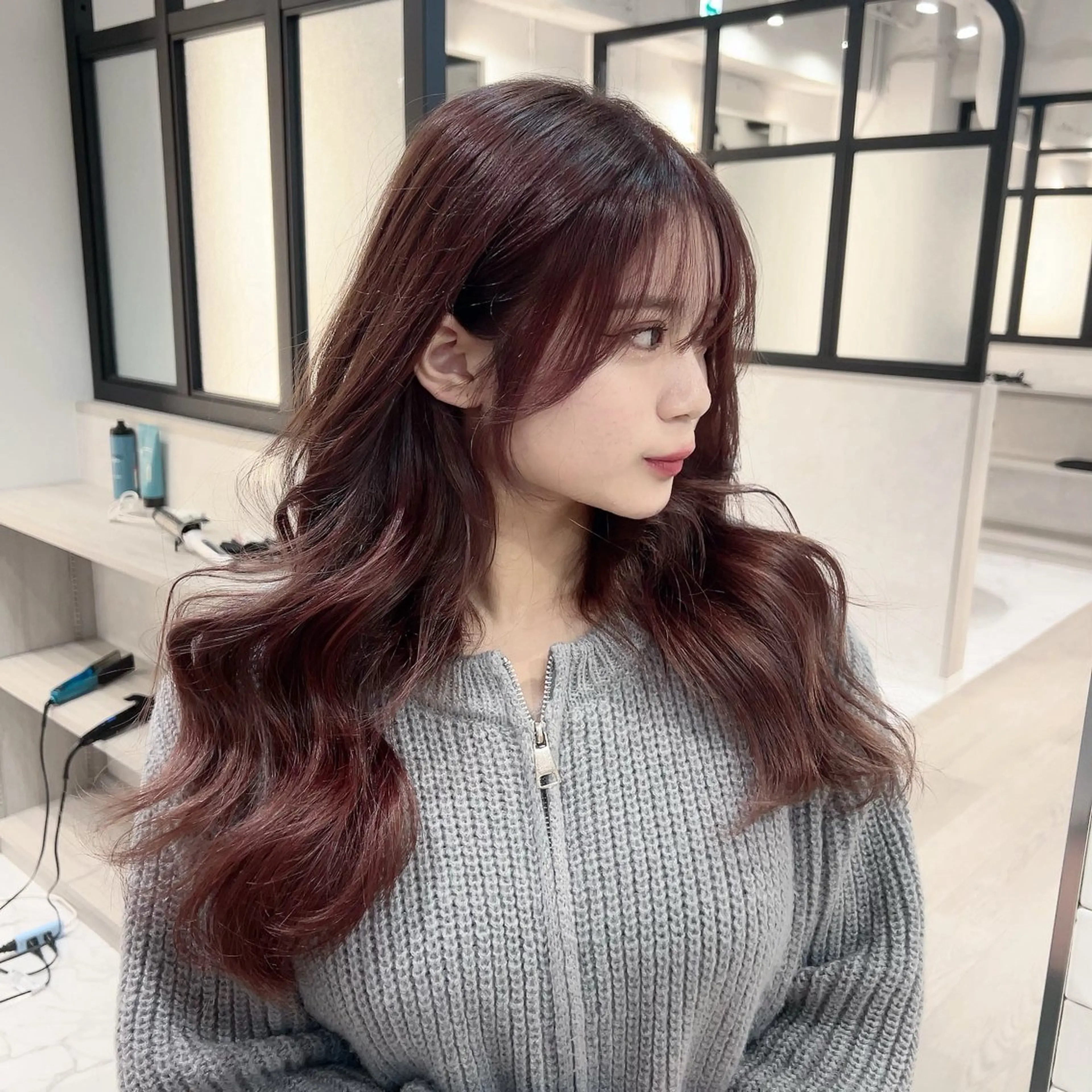 ロング カラー カット ヘアカラー トリートメント &chaLme   心斎橋所属・emi/髪質改善/ 韓国風/艶カラーのヘアスタイル