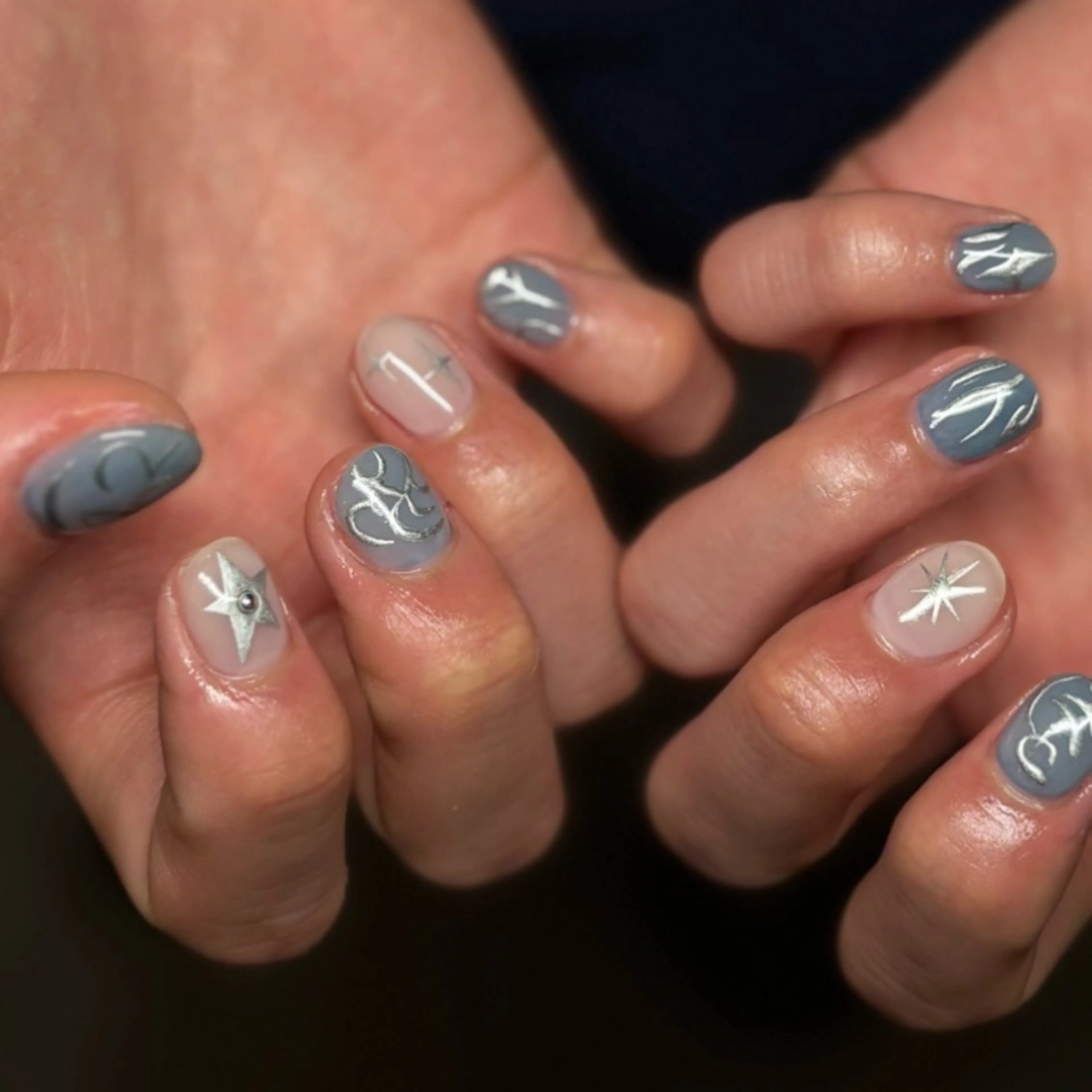 ネイル アートネイル メンズネイル ホワイト ハンドネイル 🦋hana / nail / AOのネイルデザイン