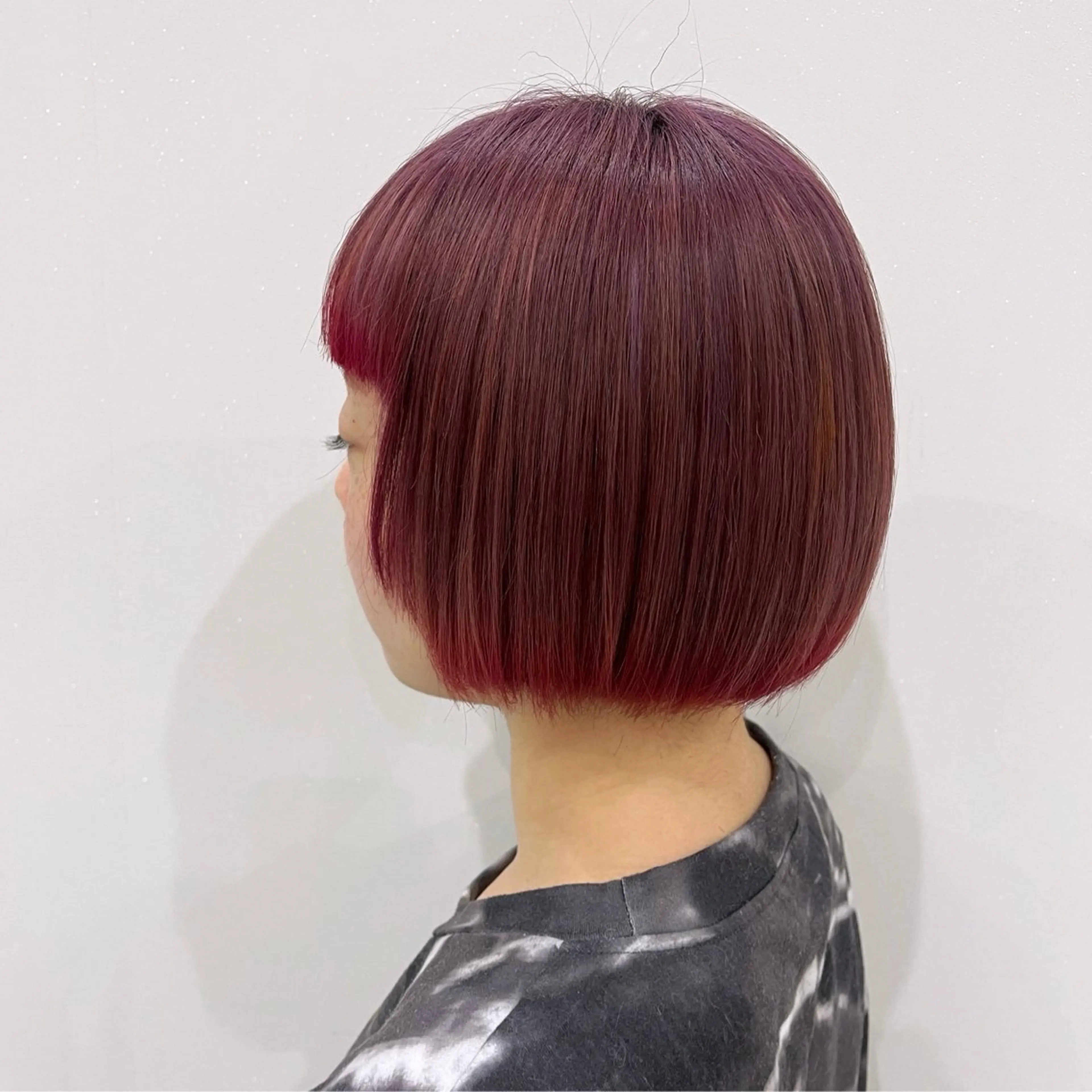 ショート カラー ピンクカラー カット ヘアカラー 赤みなしカラー/梅田 /レイヤー/IORIのヘアスタイル