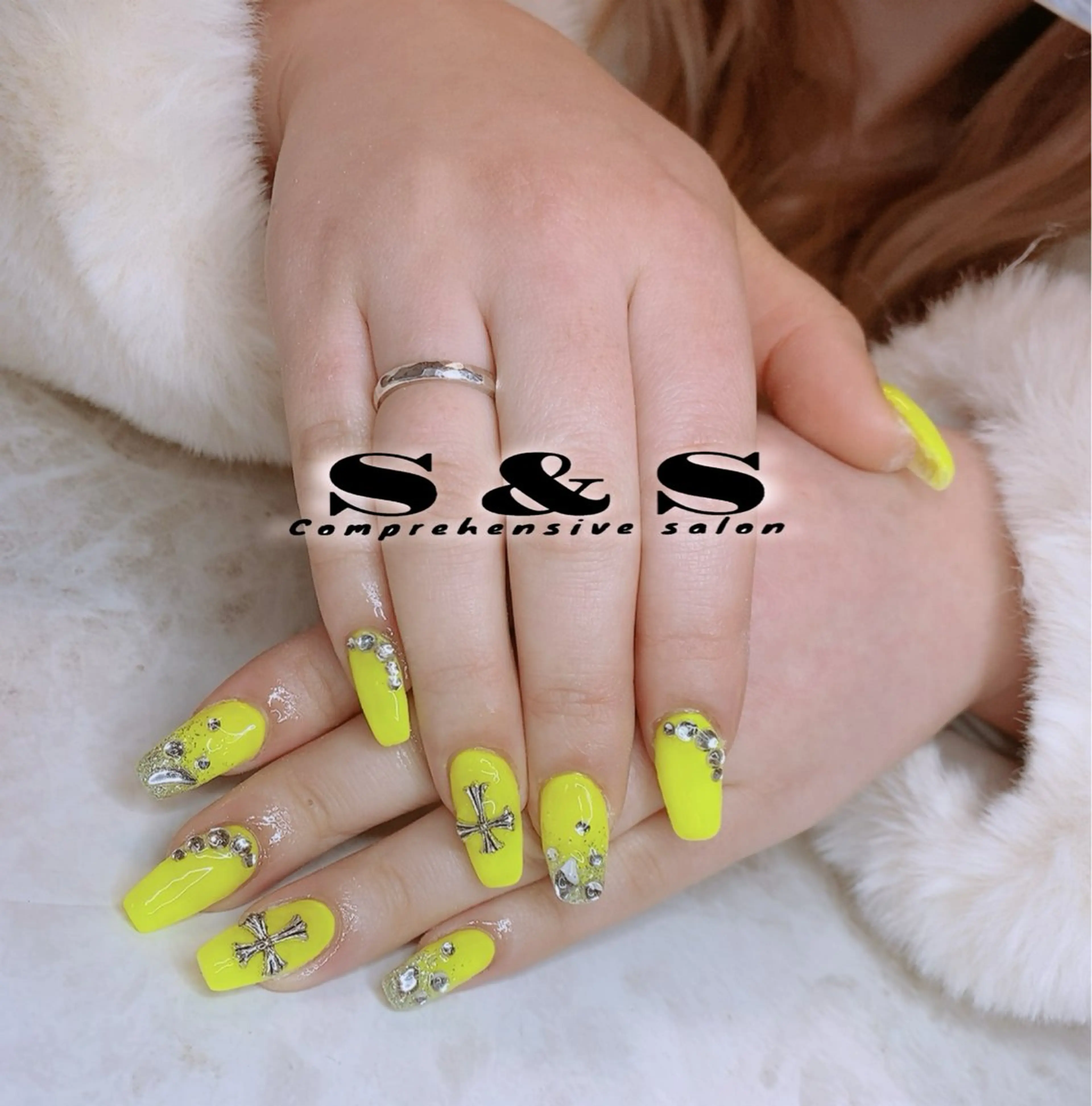 ネイル 長さ出し メンズネイル 持ち込み スカルプネイル S&S 村田小百合のネイルデザイン