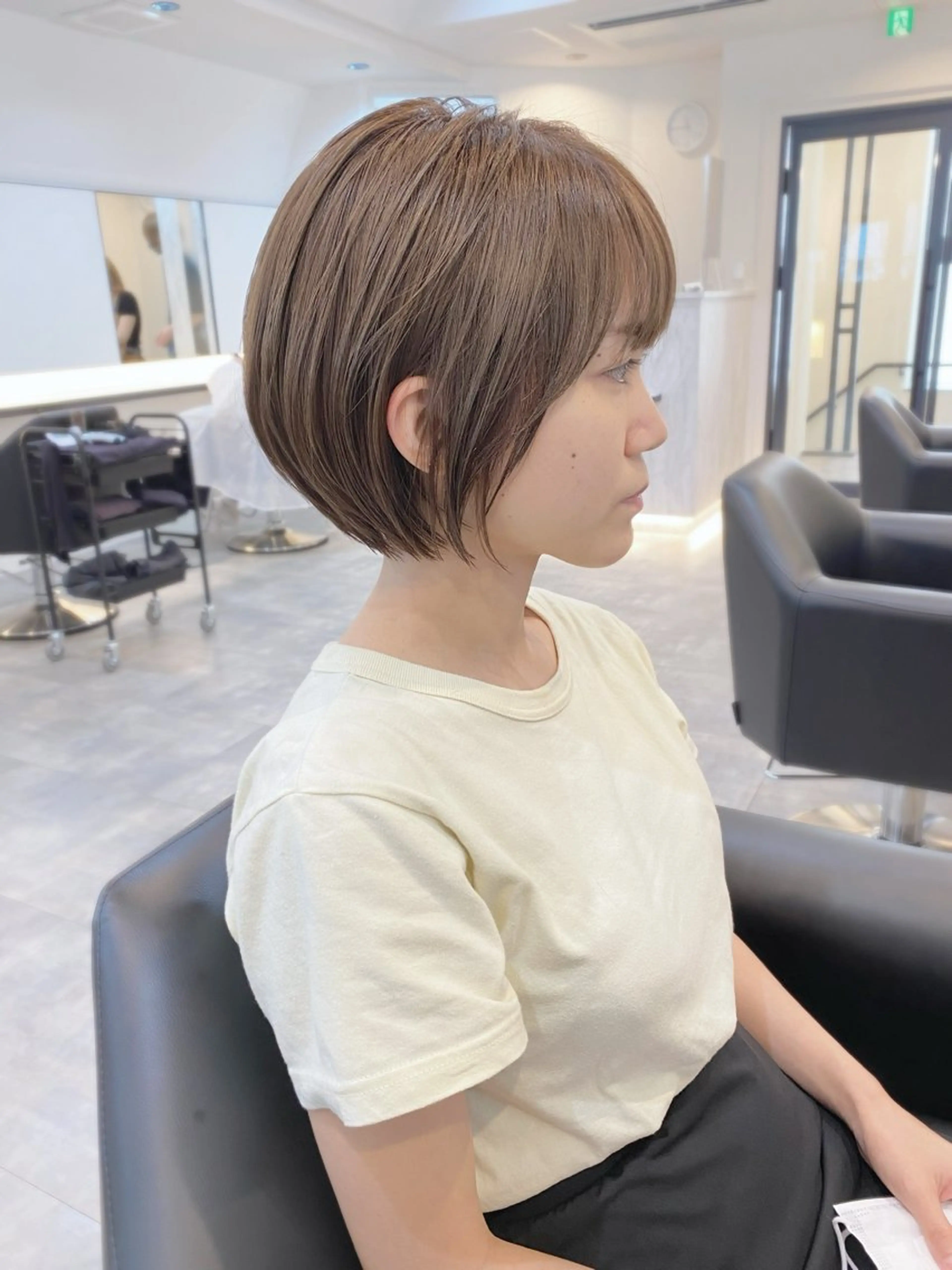 ショート カラー ショートボブ 丸みショート ボブ 顔まわりレイヤー 髪質改善 宮城 良太のヘアスタイル