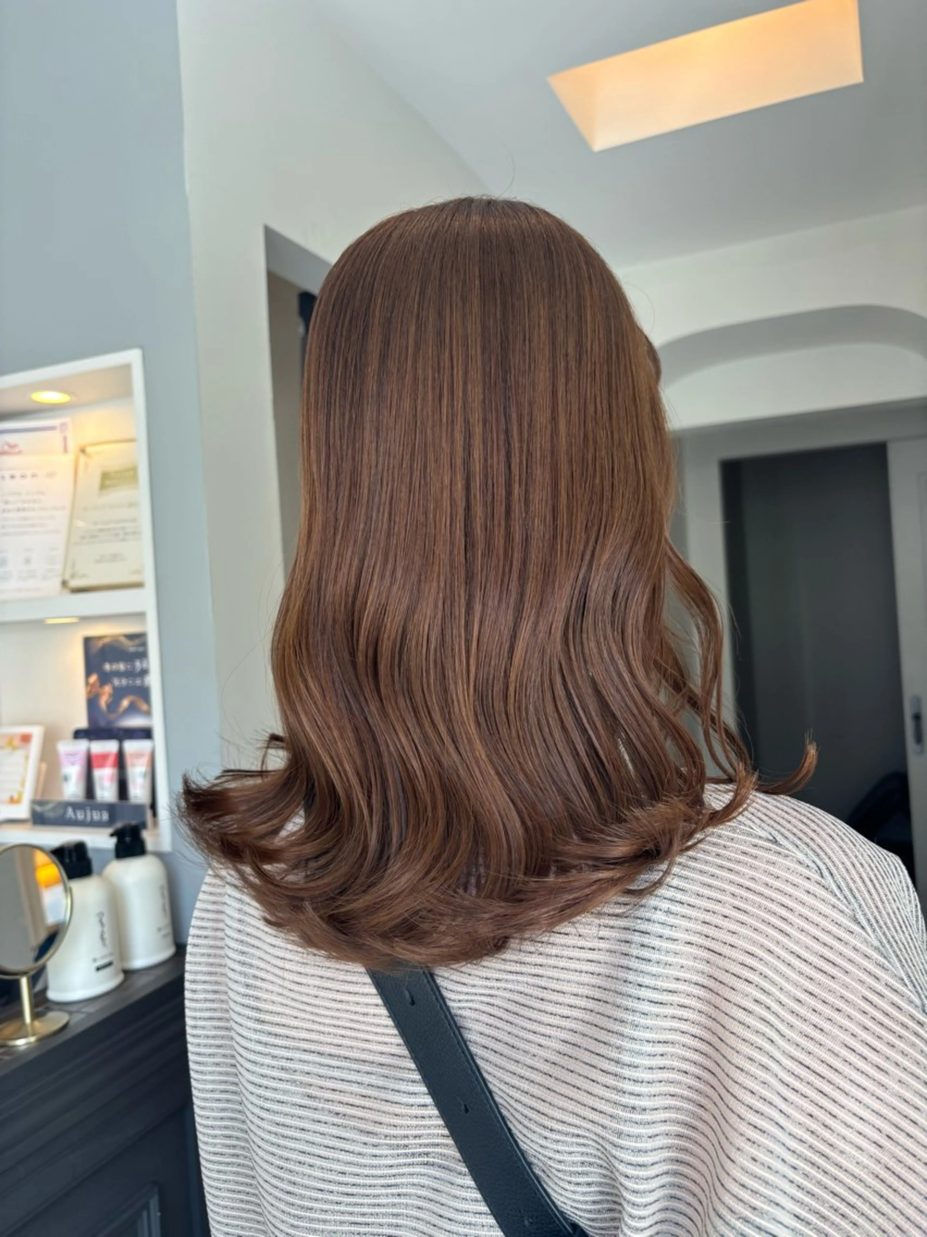 ミディアム カラー カット ヘアカラー トリートメント 栗林 茉那のヘアスタイル