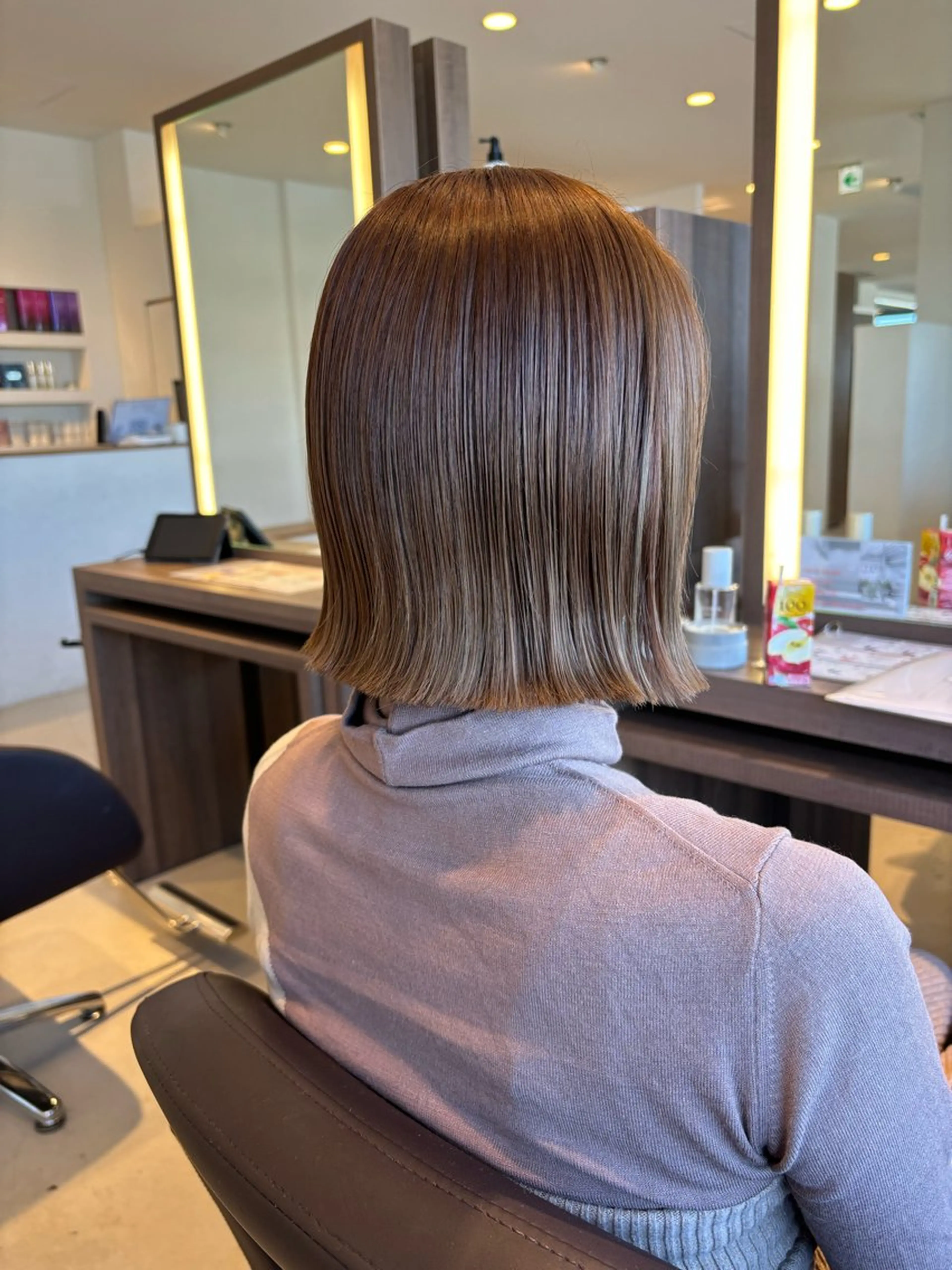 セミロング 🎀調布仙川透明感オ リーブカラー干莉🎀のヘアスタイル