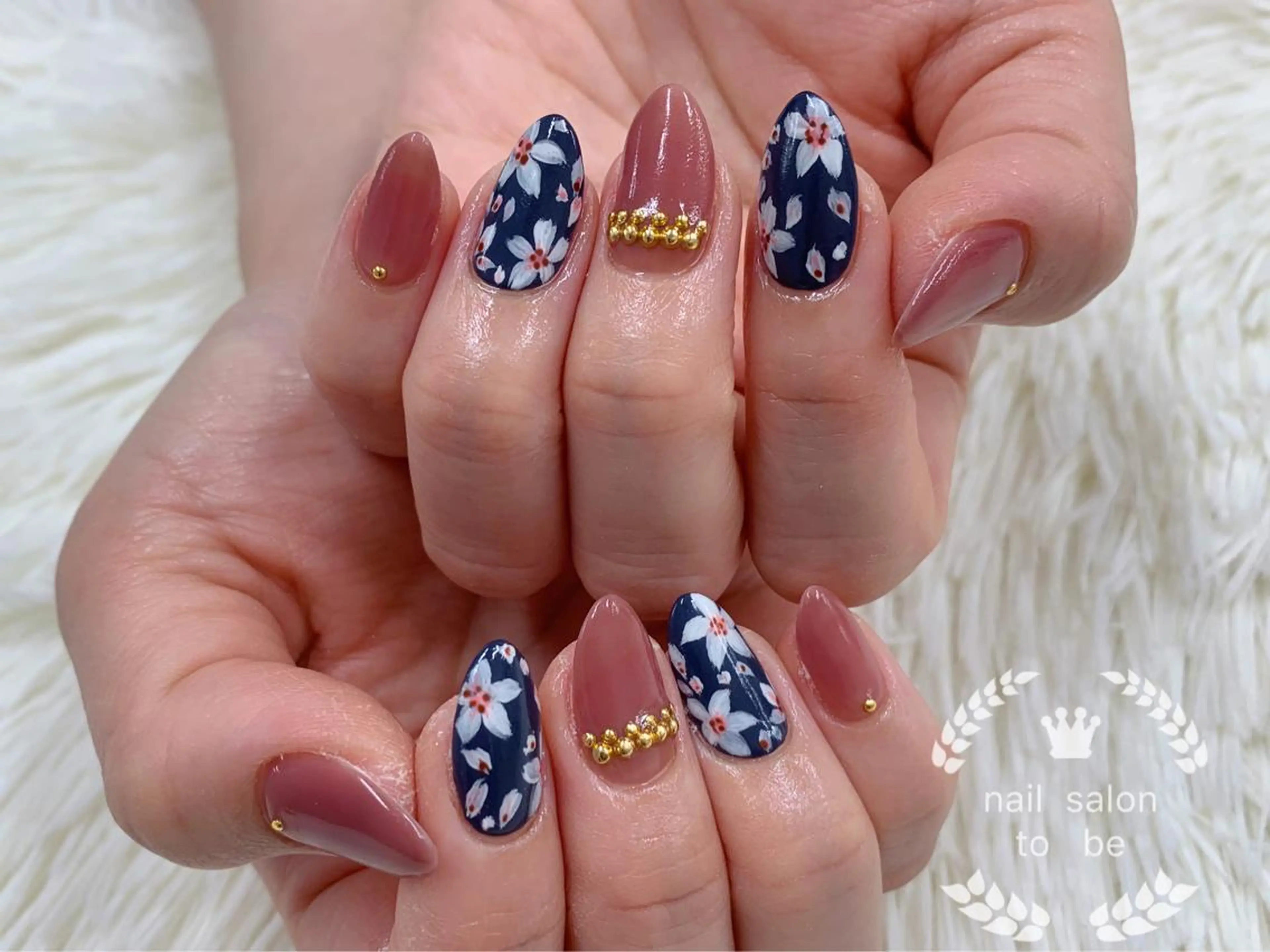 ネイル Nail Salon To Beのネイルデザイン