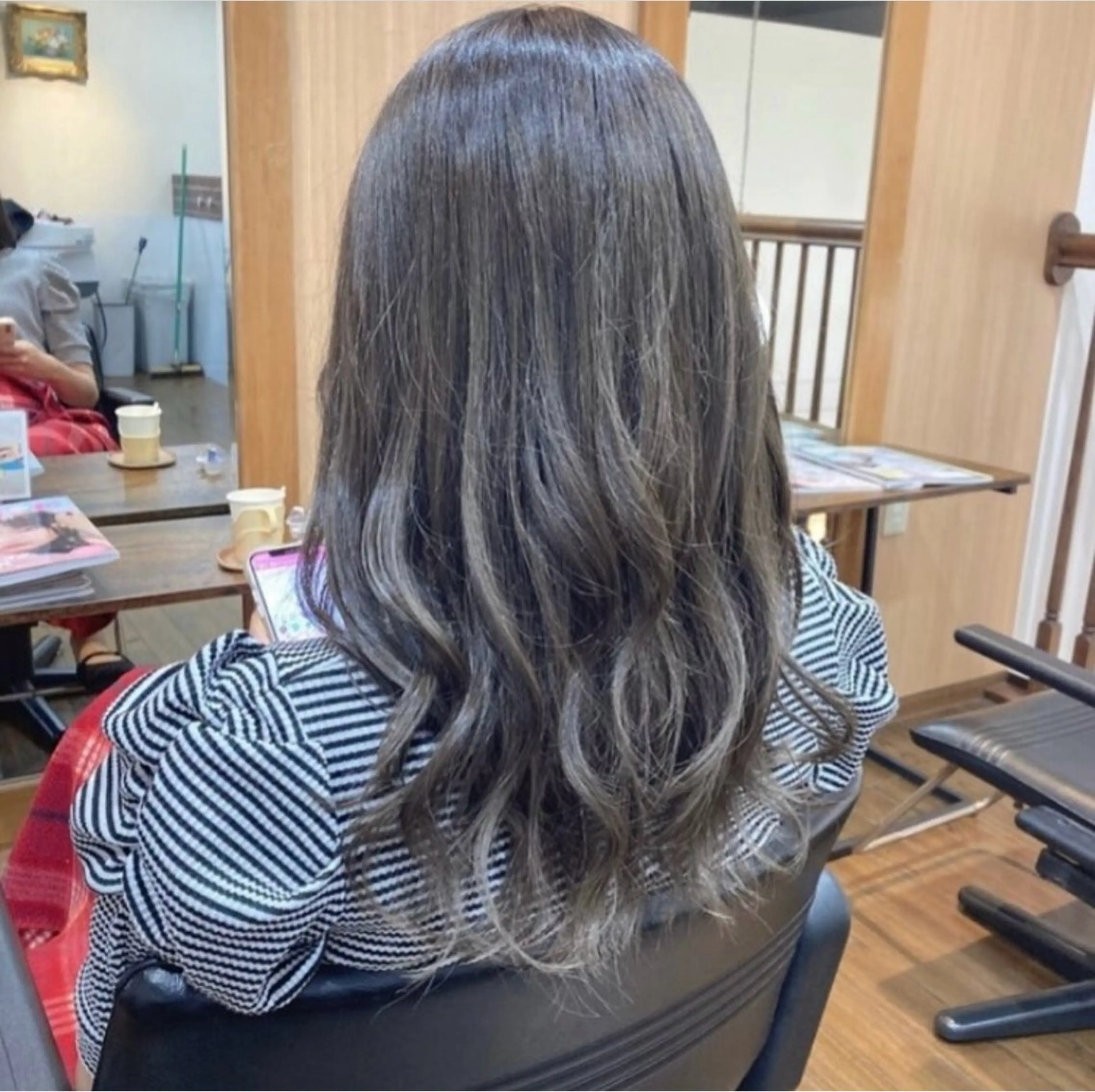 ロング MOLLASALON 浅香山店所属・髪質改善カラー 縮毛矯正🤍辻桃加のヘアスタイル