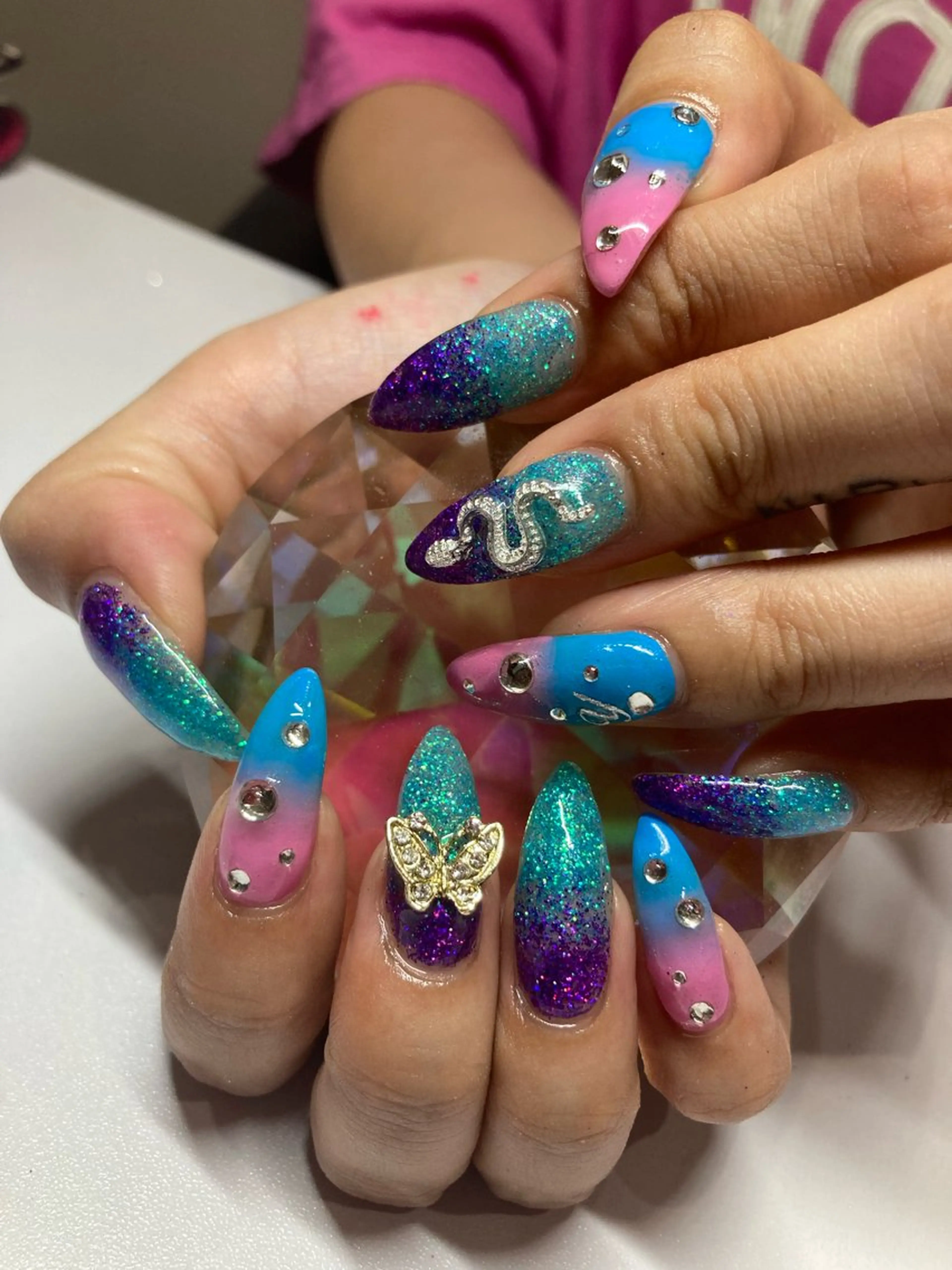 ネイル RE'COMPENSE所属・れこん ぱんすのネイルデザイン