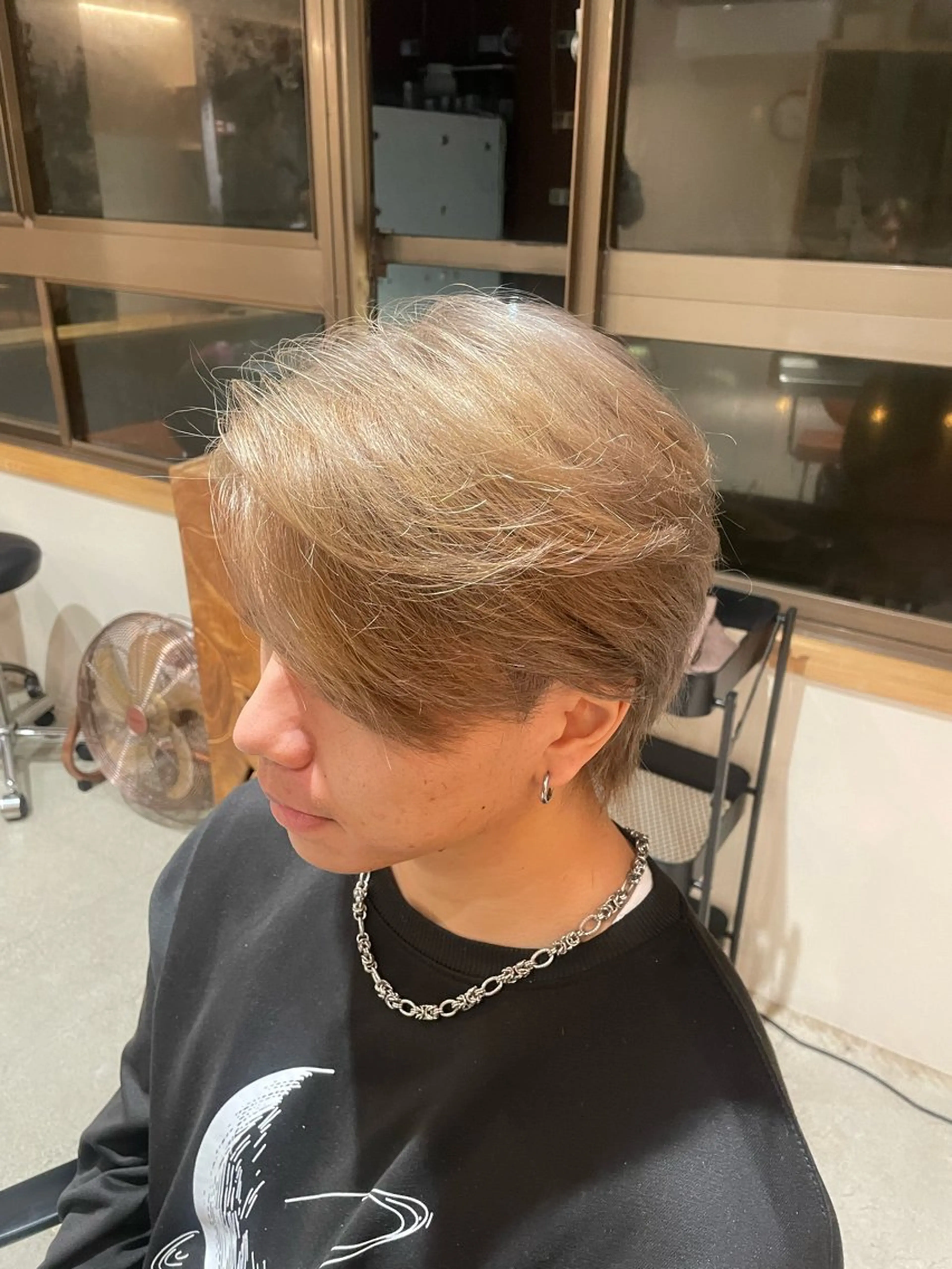 カラー メンズ カット ヘアカラー itsuki ／ 曲がる縮毛矯正のヘアスタイル