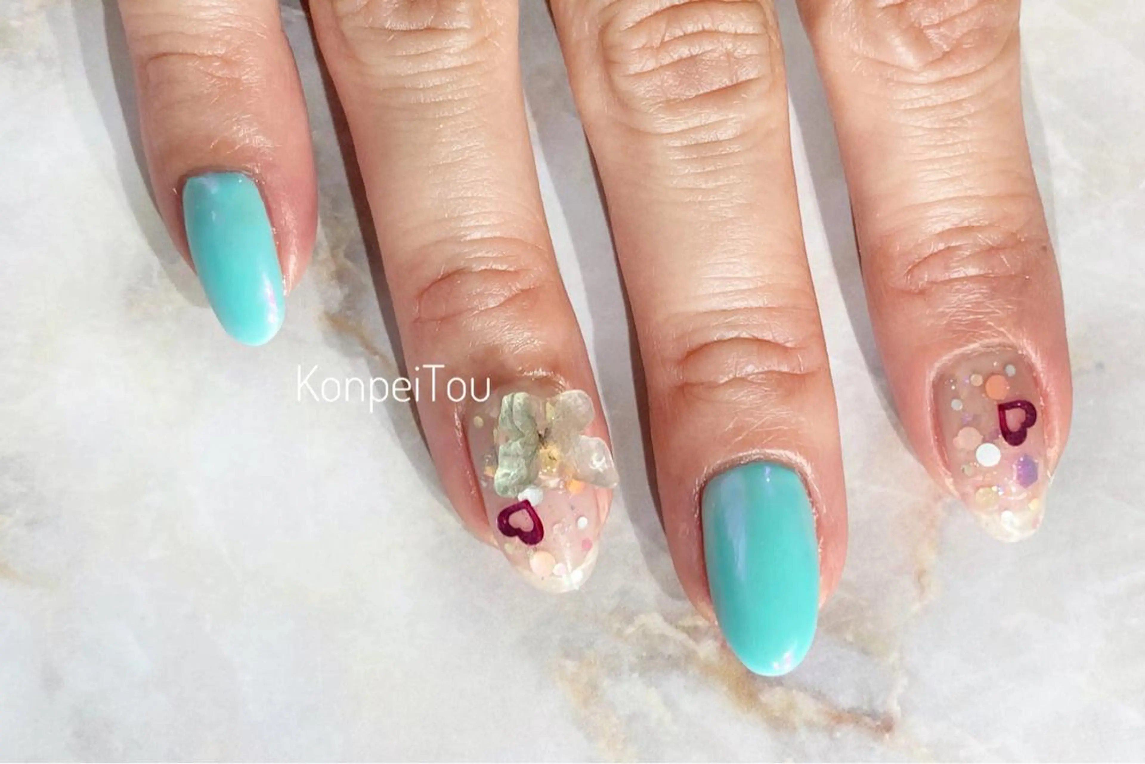 ネイル オーロラネイル ハンドネイル おうちのネイルサロン　konpeiTou〜こんぺいとう〜所属・おうちのネイルサロン KonpeiTouのネイルデザイン