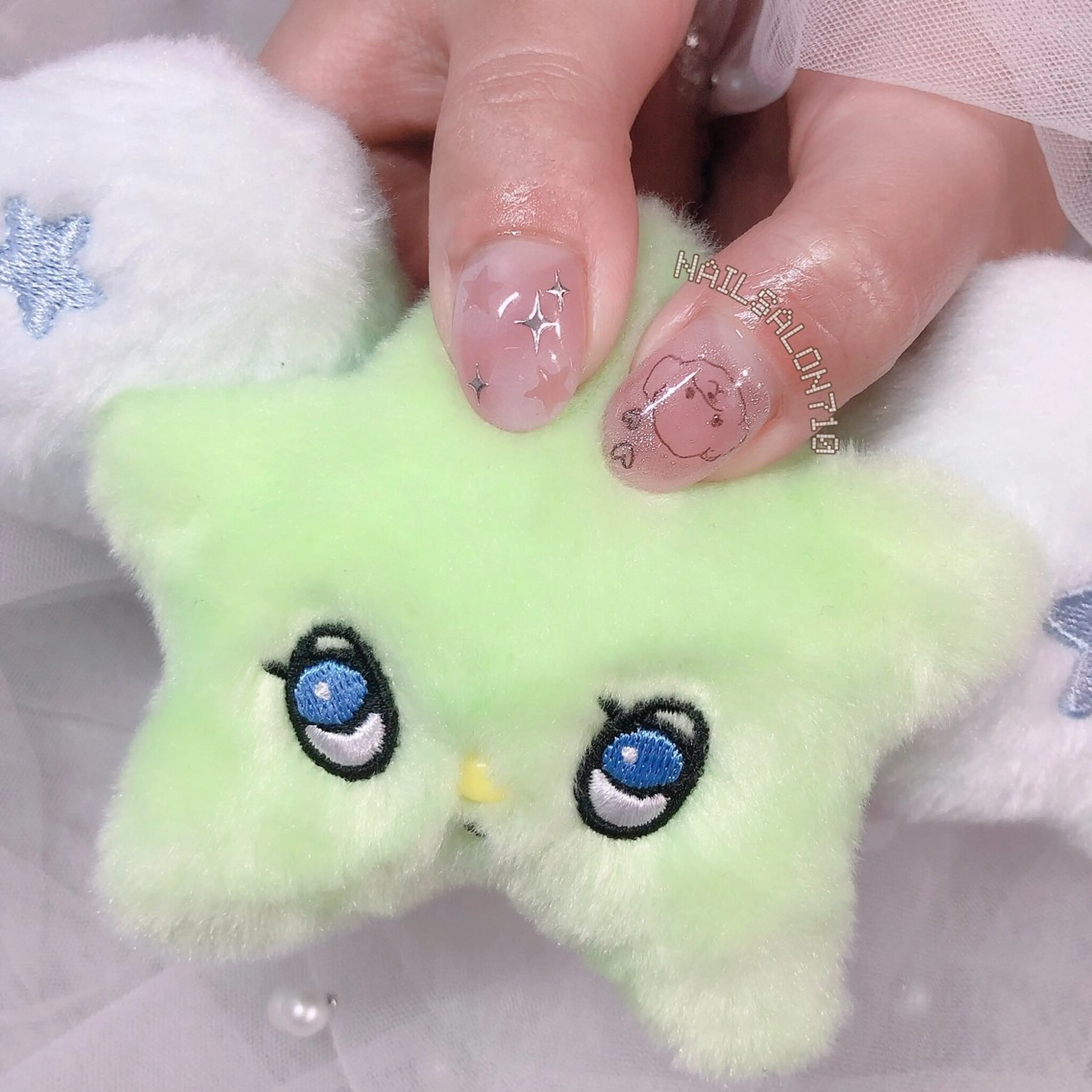 ネイル ハンドネイル フットネイル ナナイチゼロ I.Naoのネイルデザイン