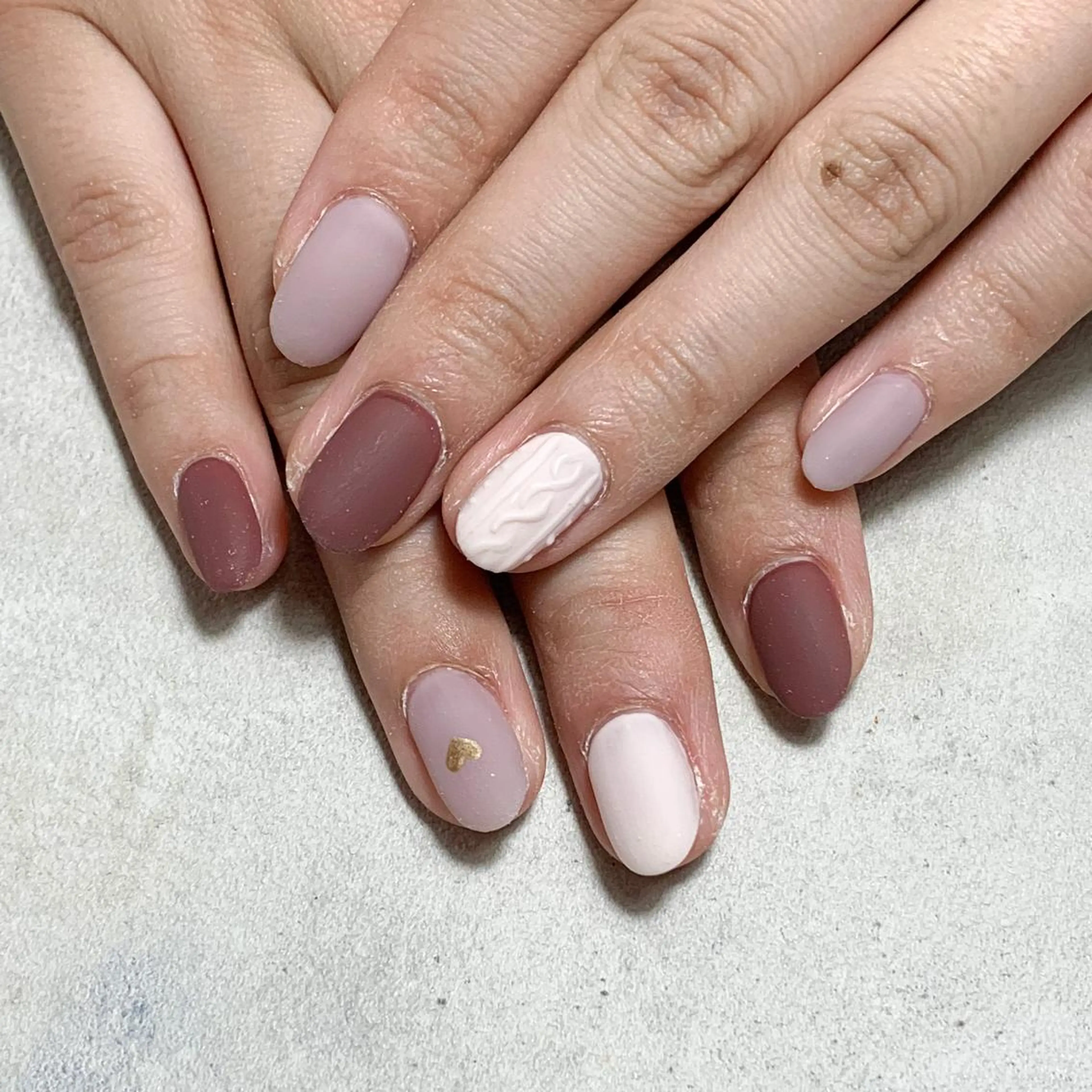 ネイル atelier　FIORITURA所属・FIORITURA aiのネイルデザイン