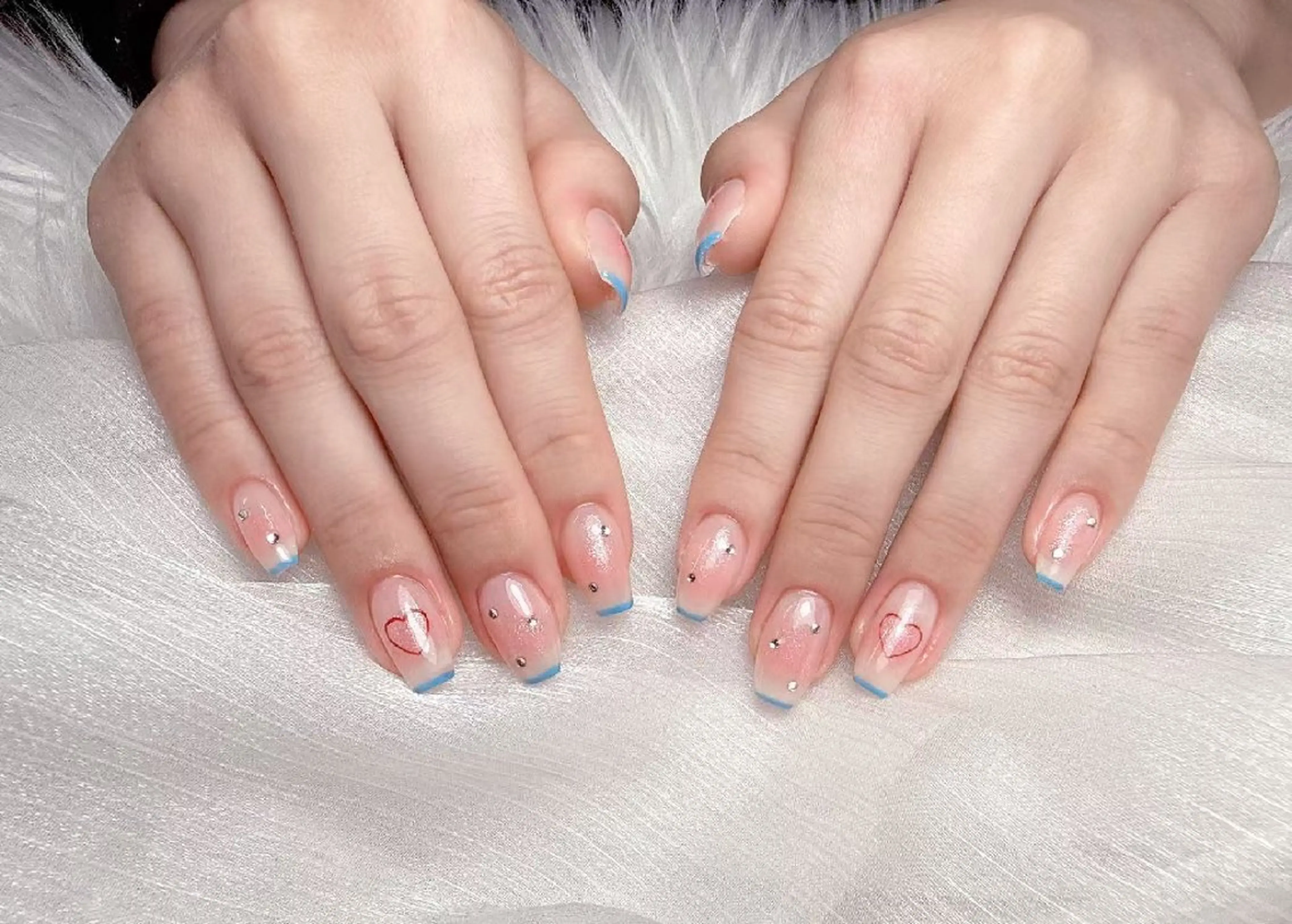 ネイル ENsalon AKIRAのネイルデザイン