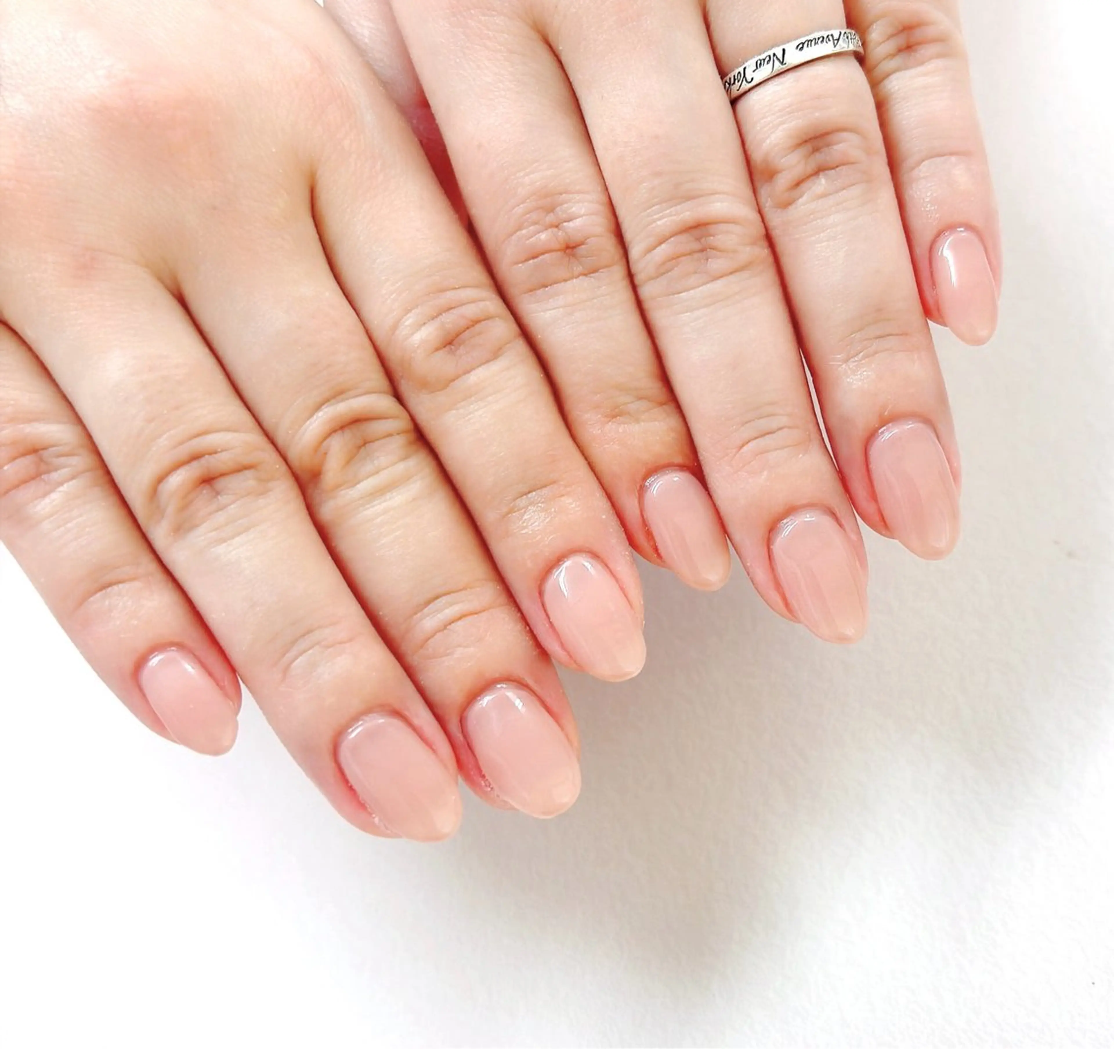 ネイル ワンカラーネイル ハンドネイル iku🌷 by 上福岡らんらんのネイルデザイン