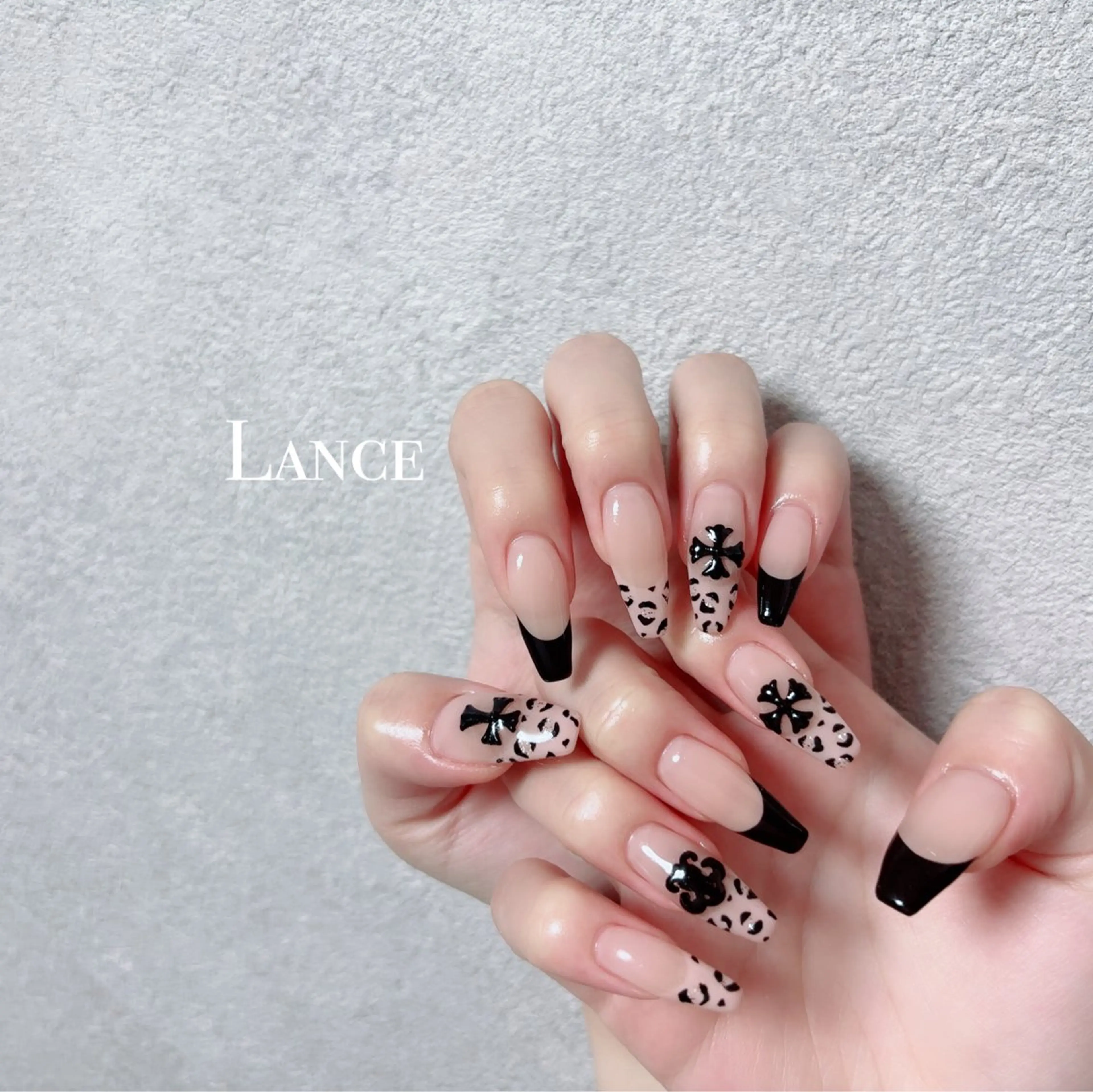 ネイル オーロラネイル フットネイル フレンチネイル キラキラネイル 韓国ネイル ハンドネイル Lance nailのネイルデザイン