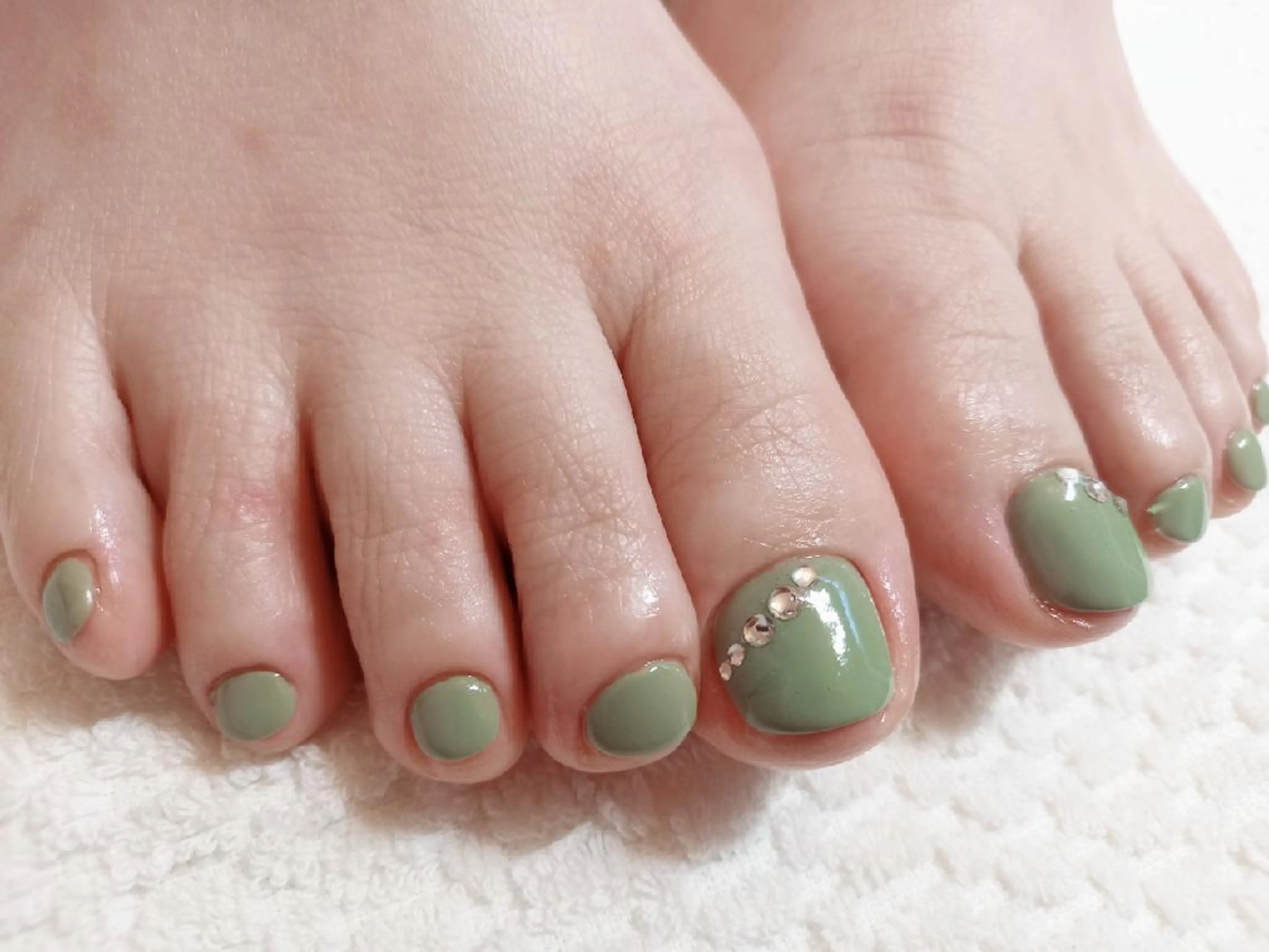 ネイル ストーンネイル Mirei NAIL 金児のネイルデザイン