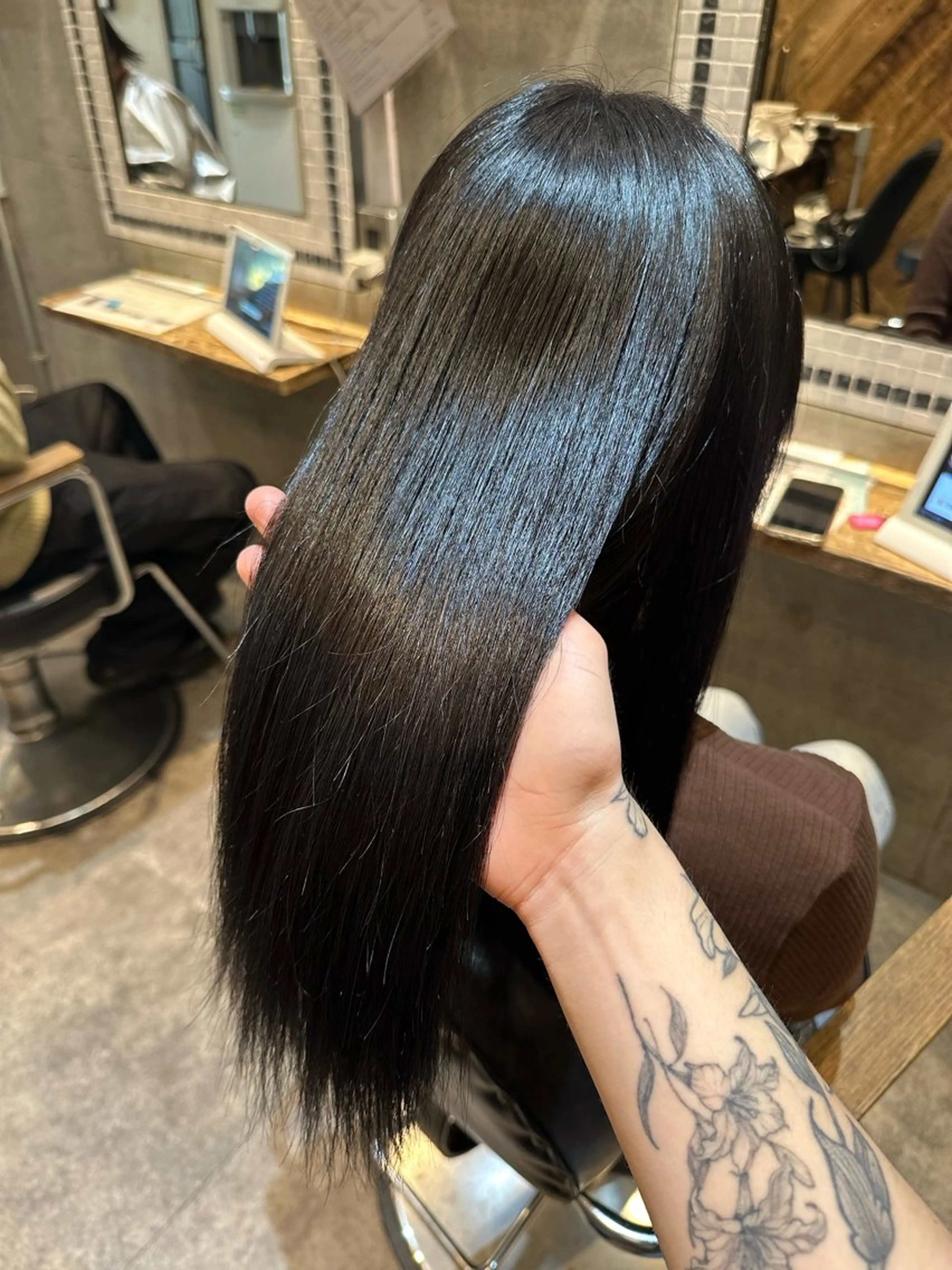 ダメージを最小限に抑えたカラー♪✨【艶髪◎髪質改善】カット➕髪質改善カラー➕トリートメント✨の写真