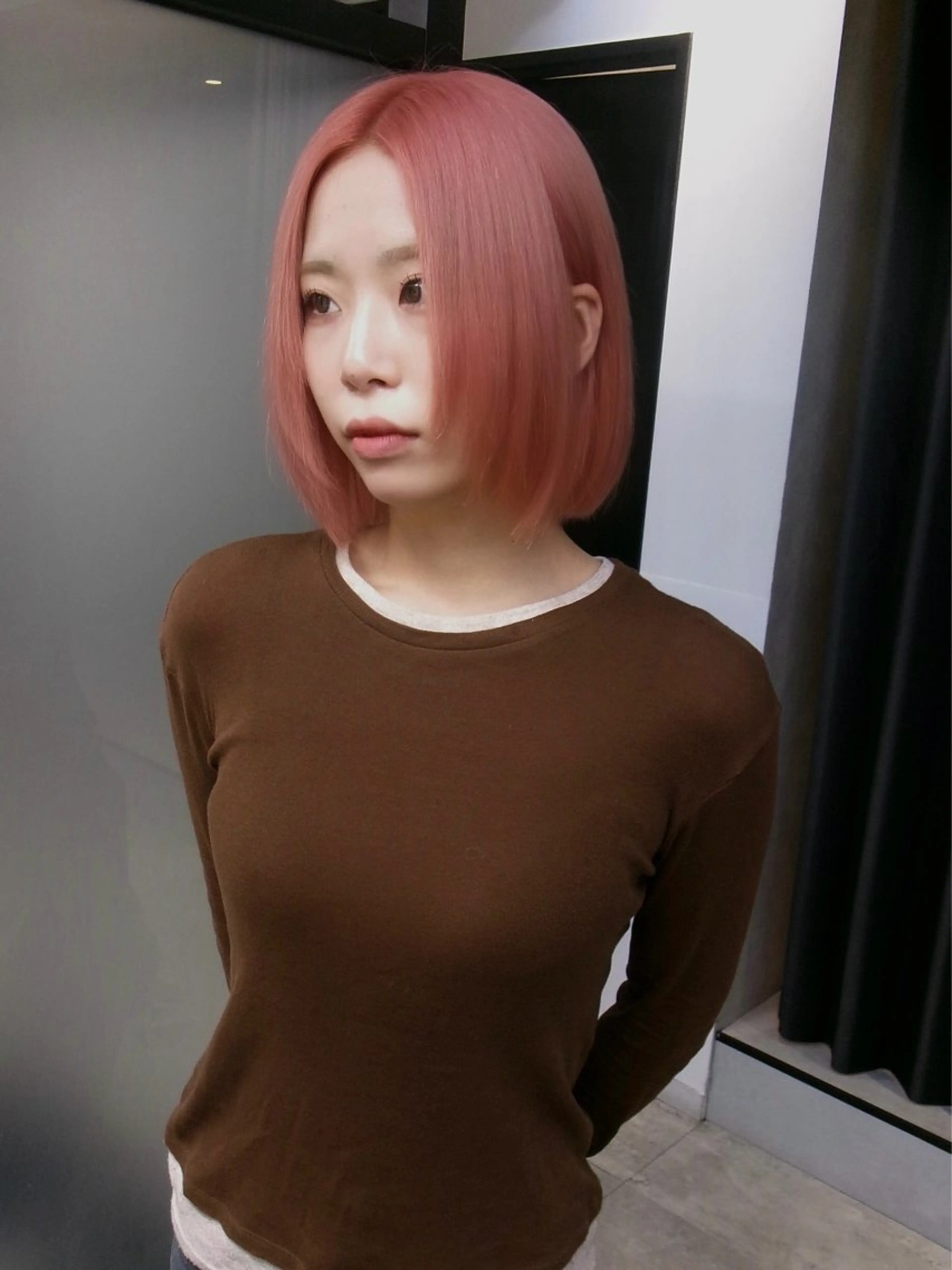 ショート カット ヘアカラー トリートメント MIMI🌻໋᳝݊ 個性派カラー⑅ ⸝꙳のヘアスタイル